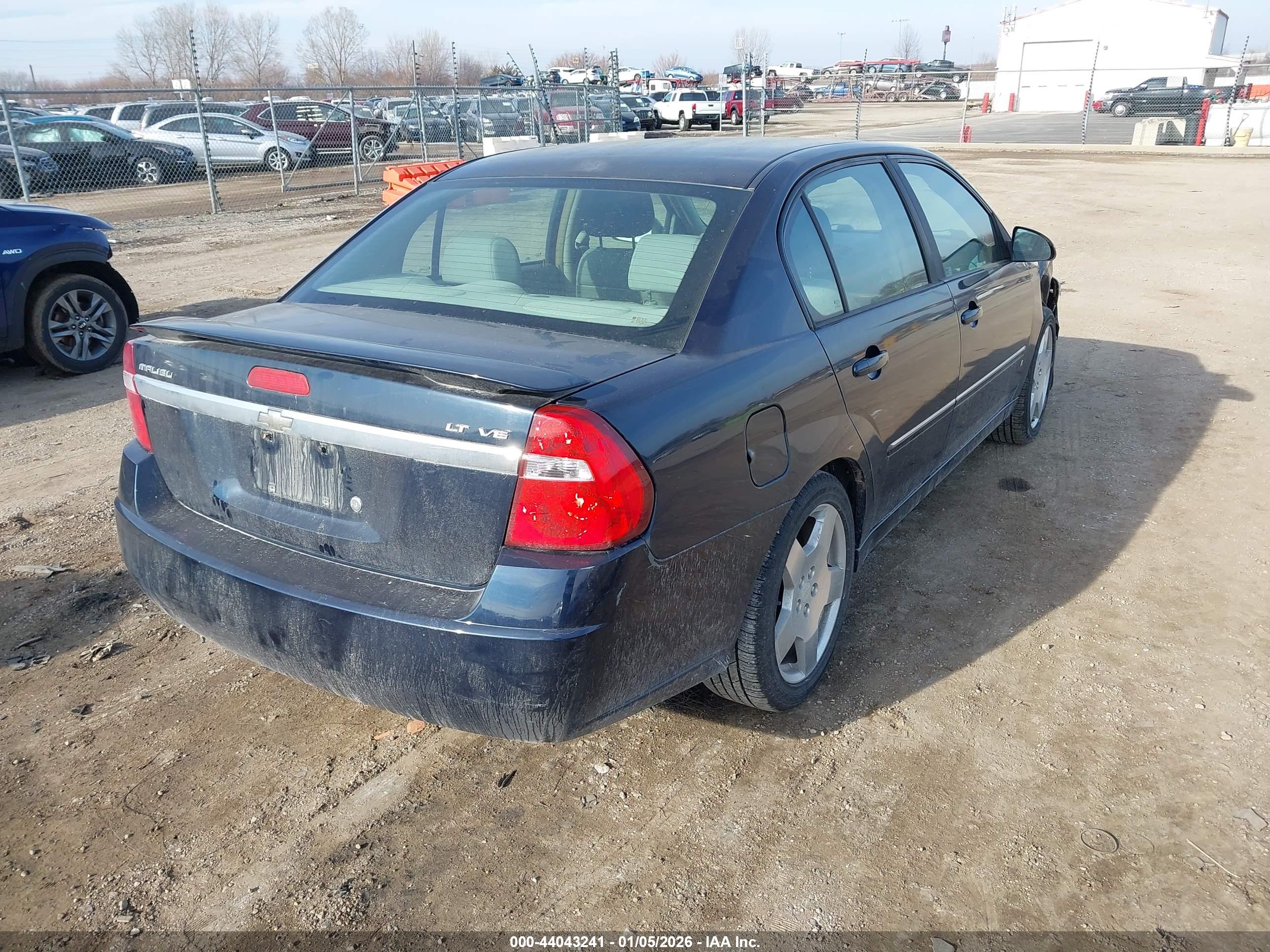 CHEVROLET MALIBU image 4