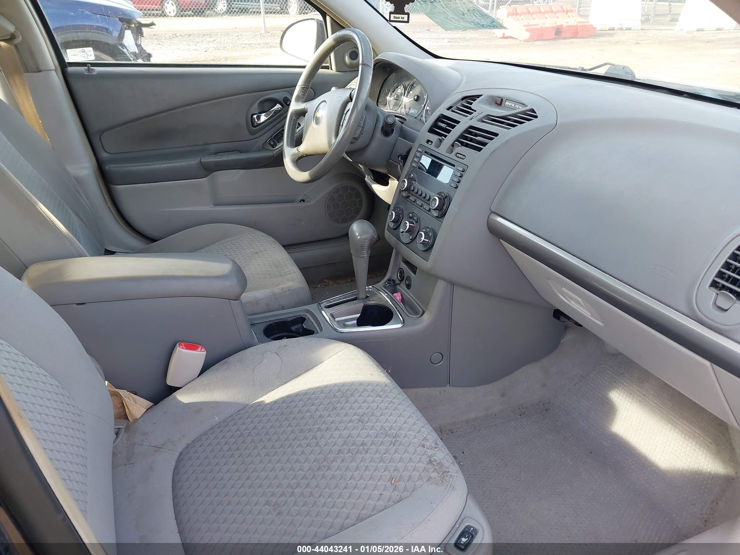 CHEVROLET MALIBU image 5
