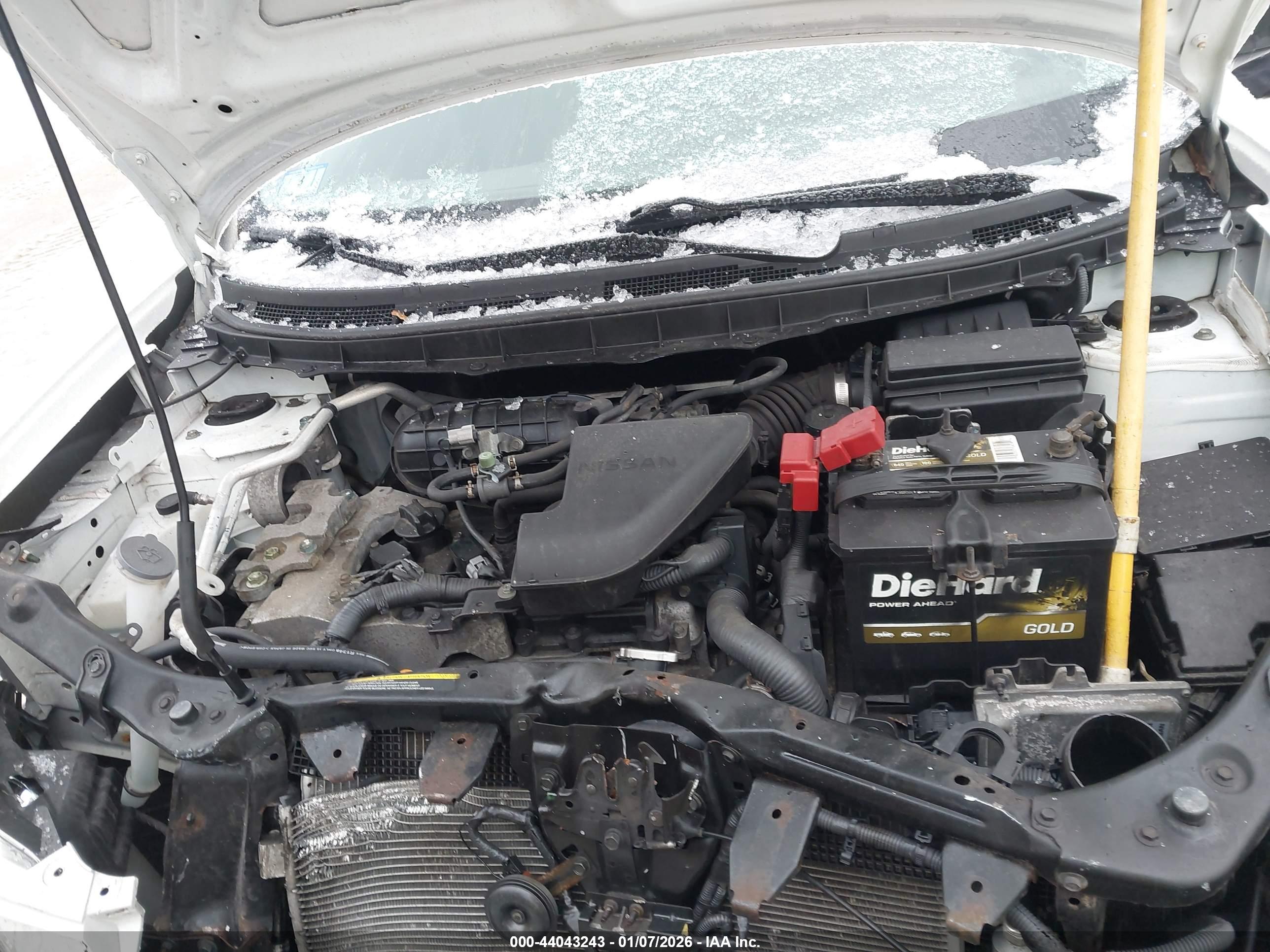 NISSAN ROGUE image 10