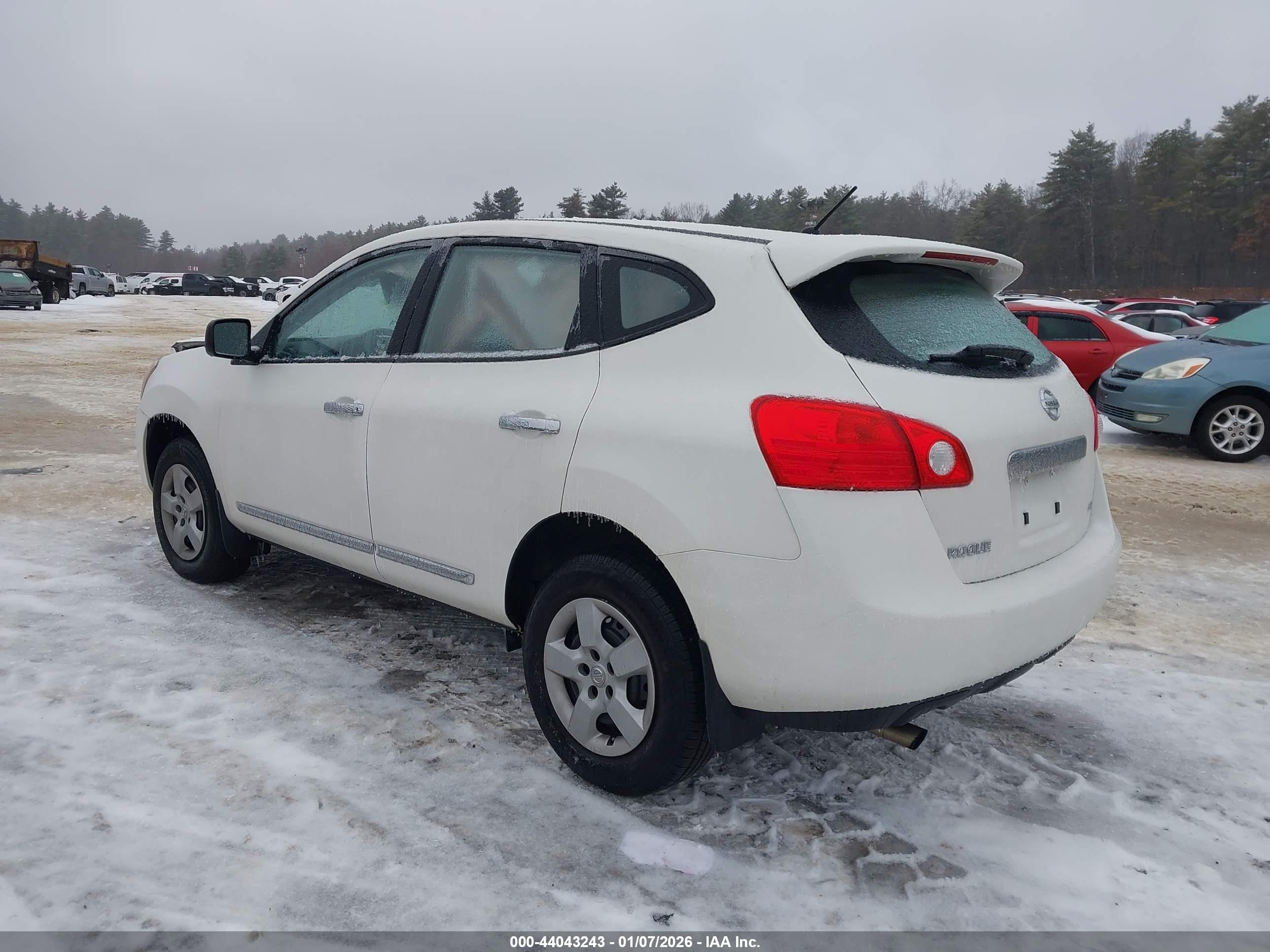 NISSAN ROGUE image 3