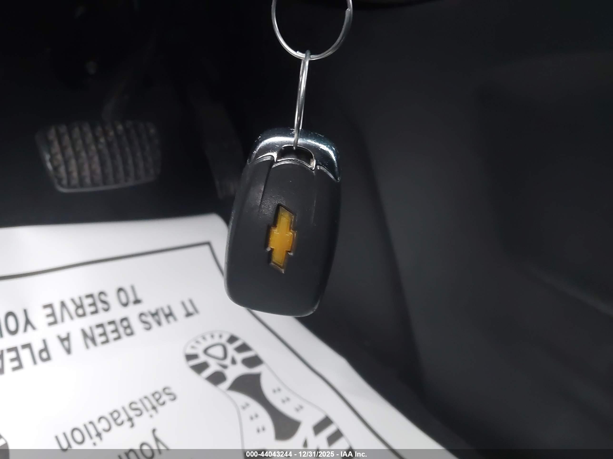 CHEVROLET EQUINOX image 11