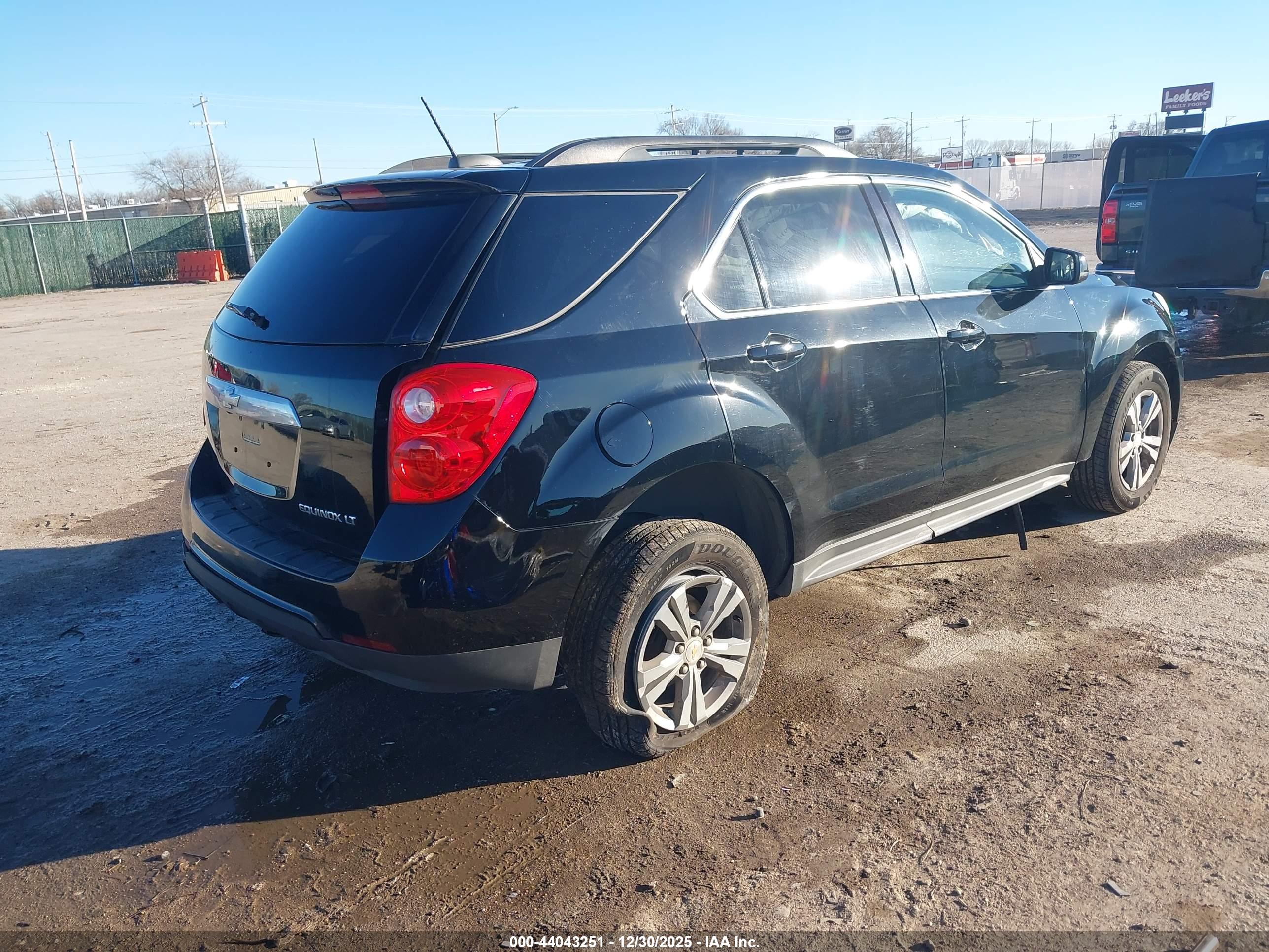 CHEVROLET EQUINOX image 4