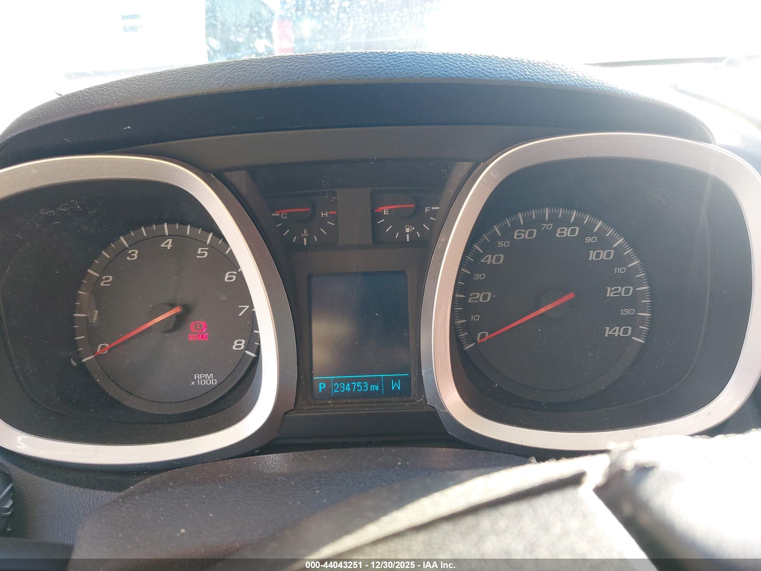 CHEVROLET EQUINOX image 7
