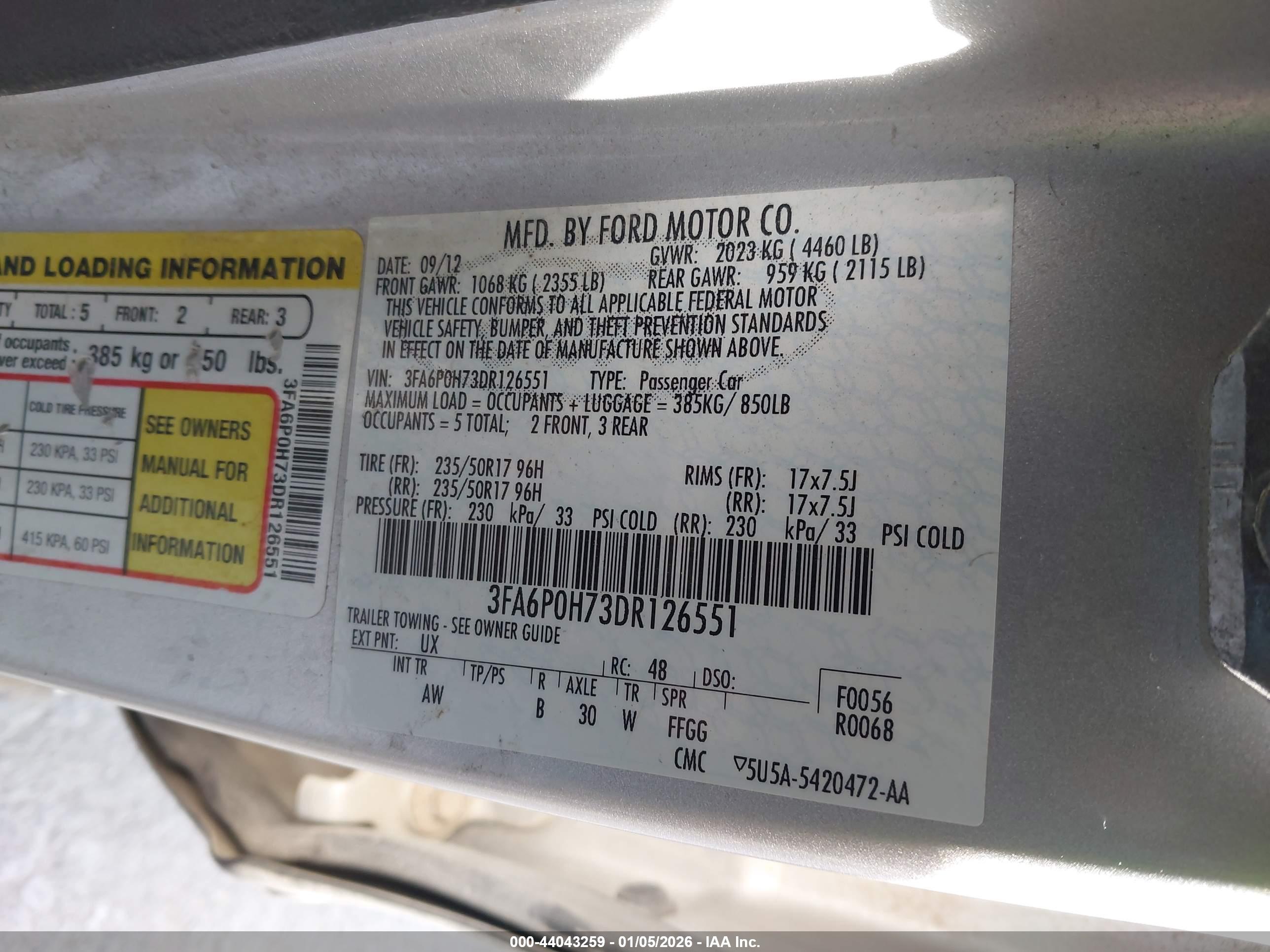 FORD FUSION image 9