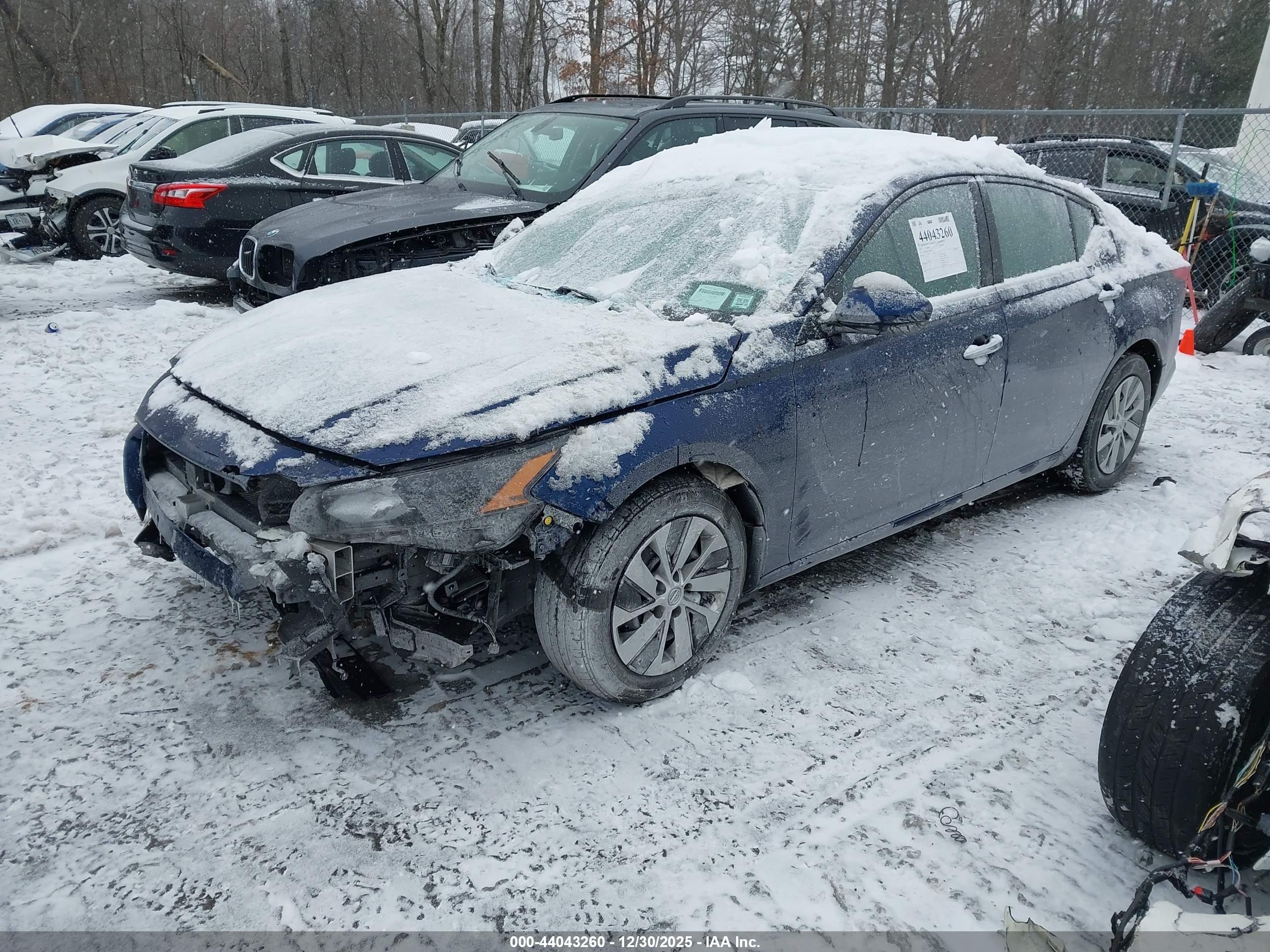 NISSAN ALTIMA image 2