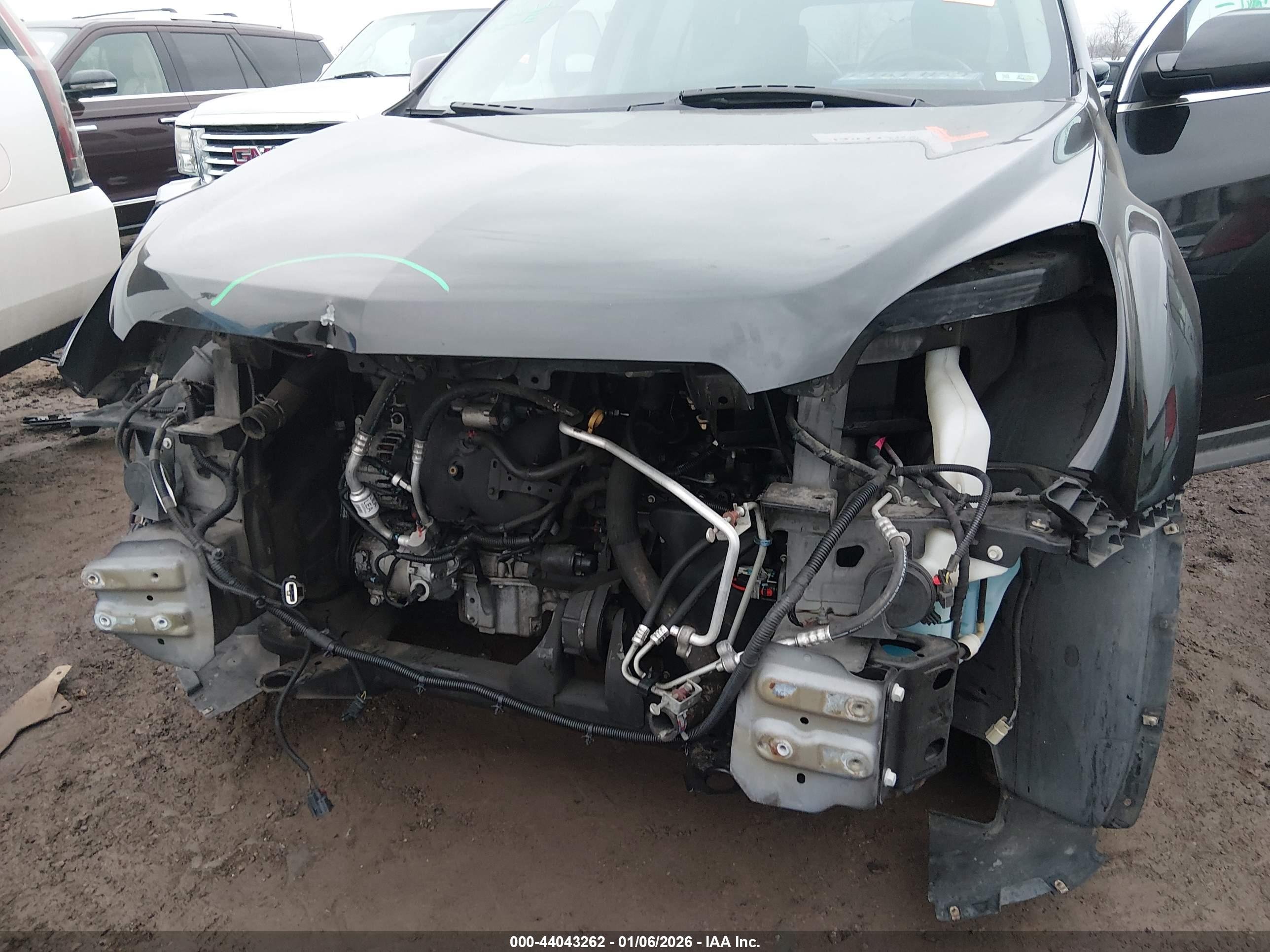 CHEVROLET EQUINOX image 6