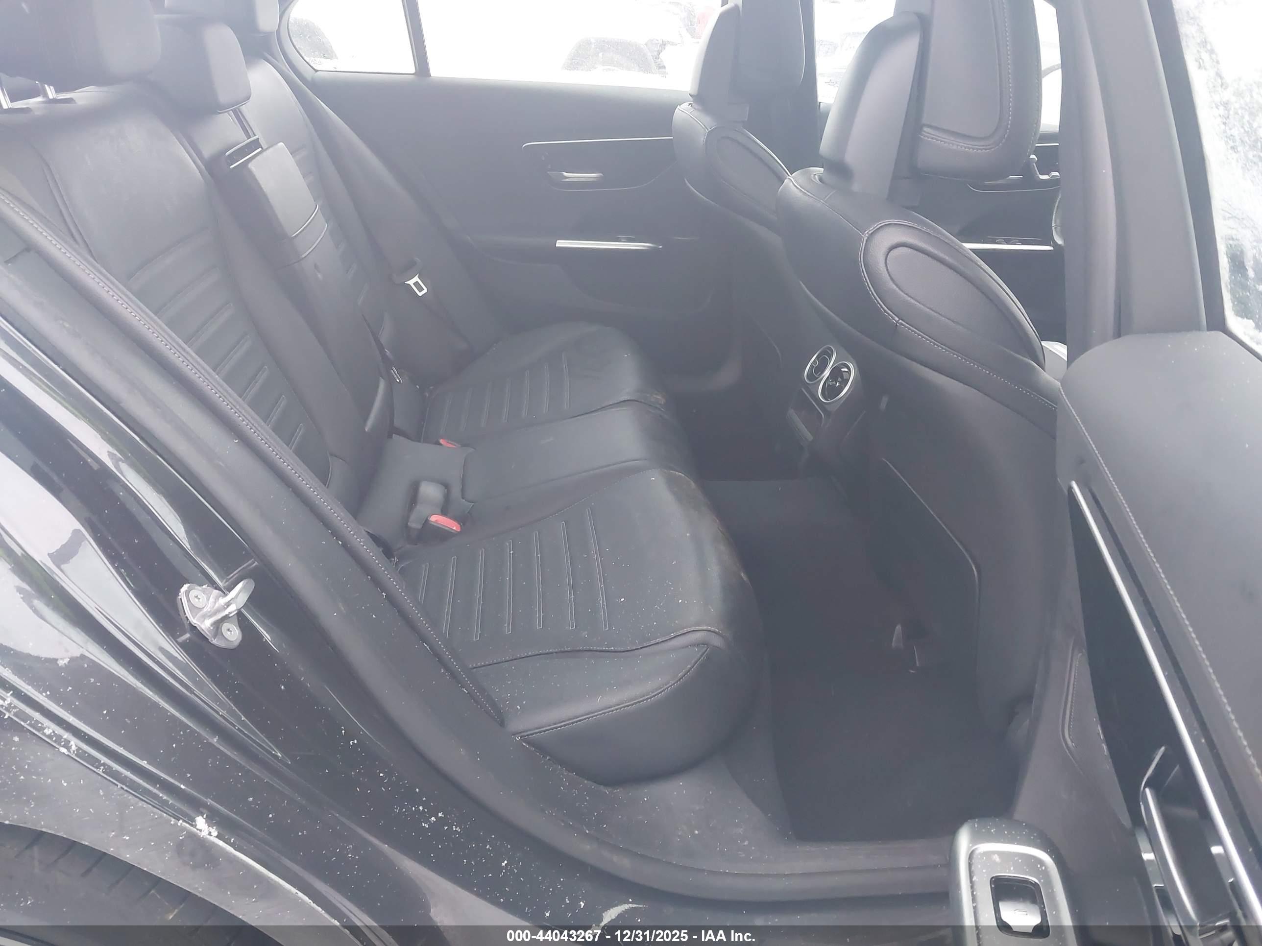 MERCEDES-BENZ C image 8