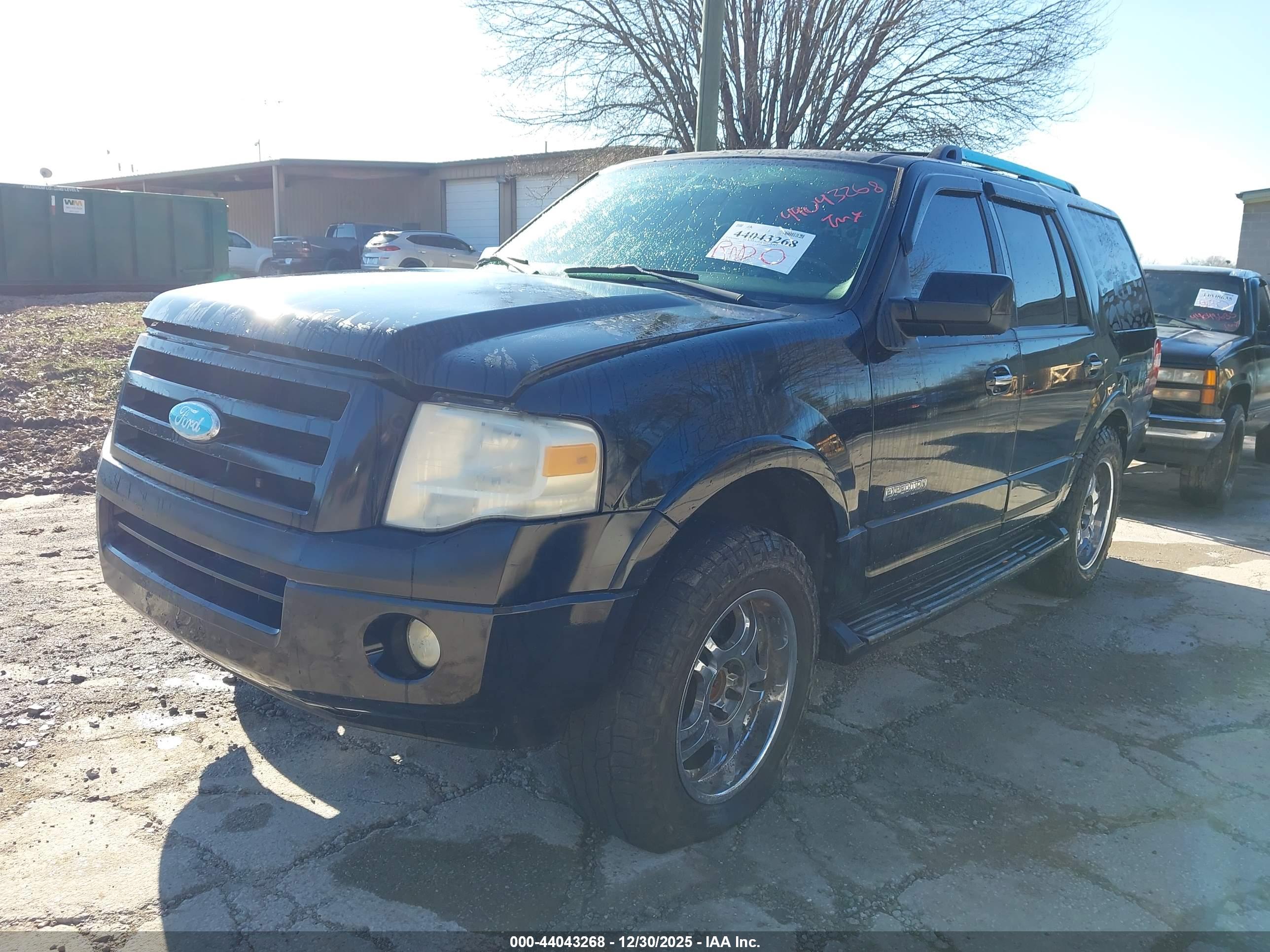 FORD EXPEDITION image 2
