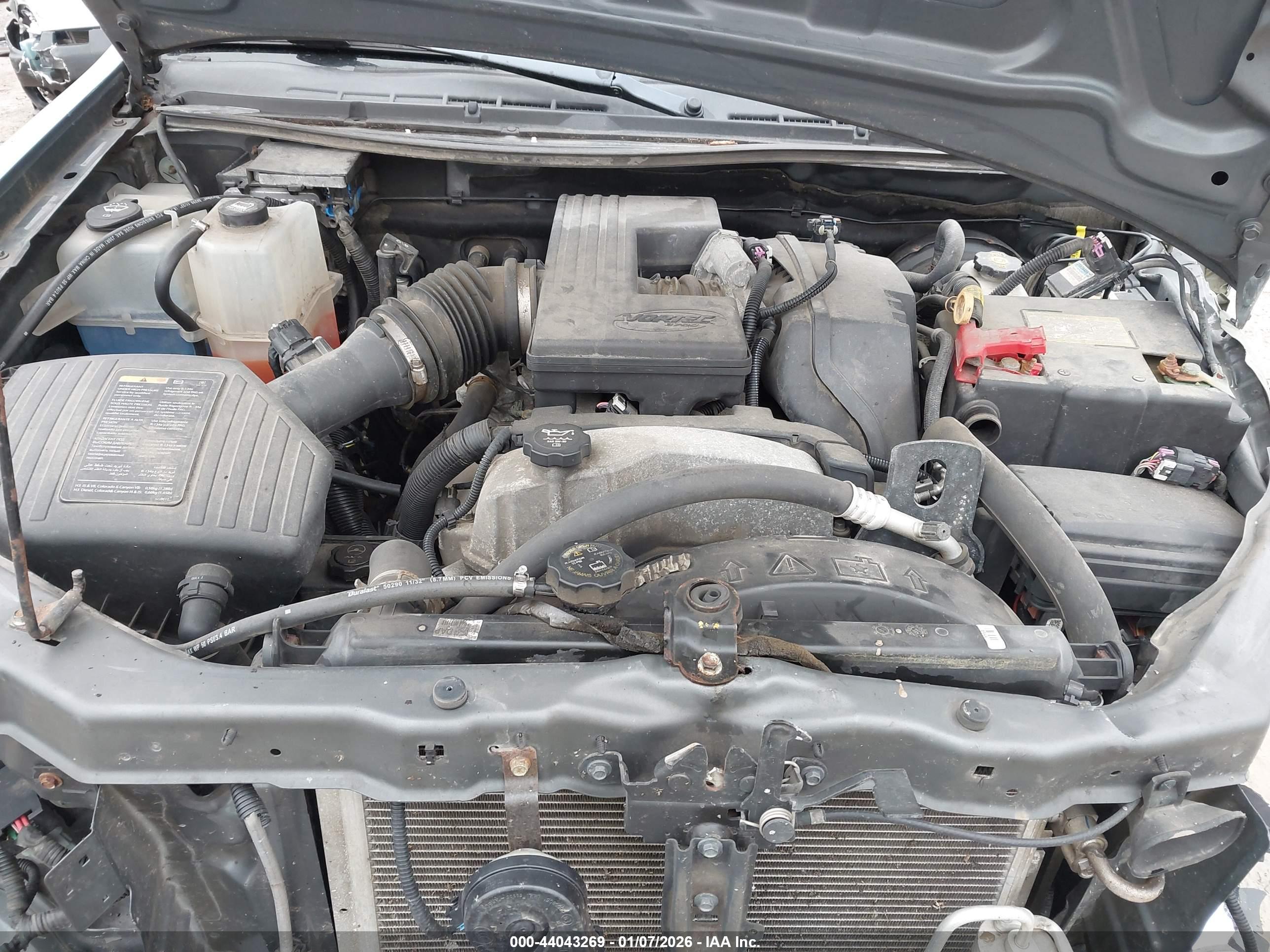 CHEVROLET COLORADO image 10