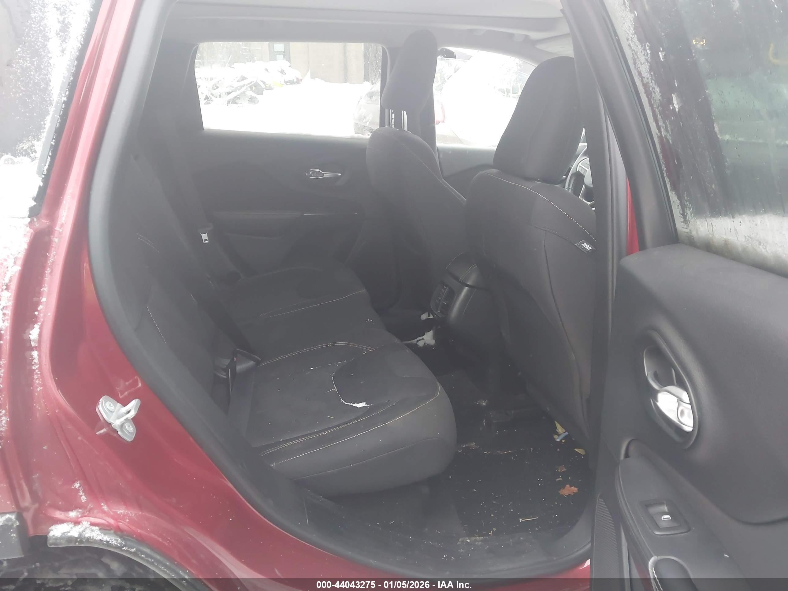JEEP CHEROKEE image 8