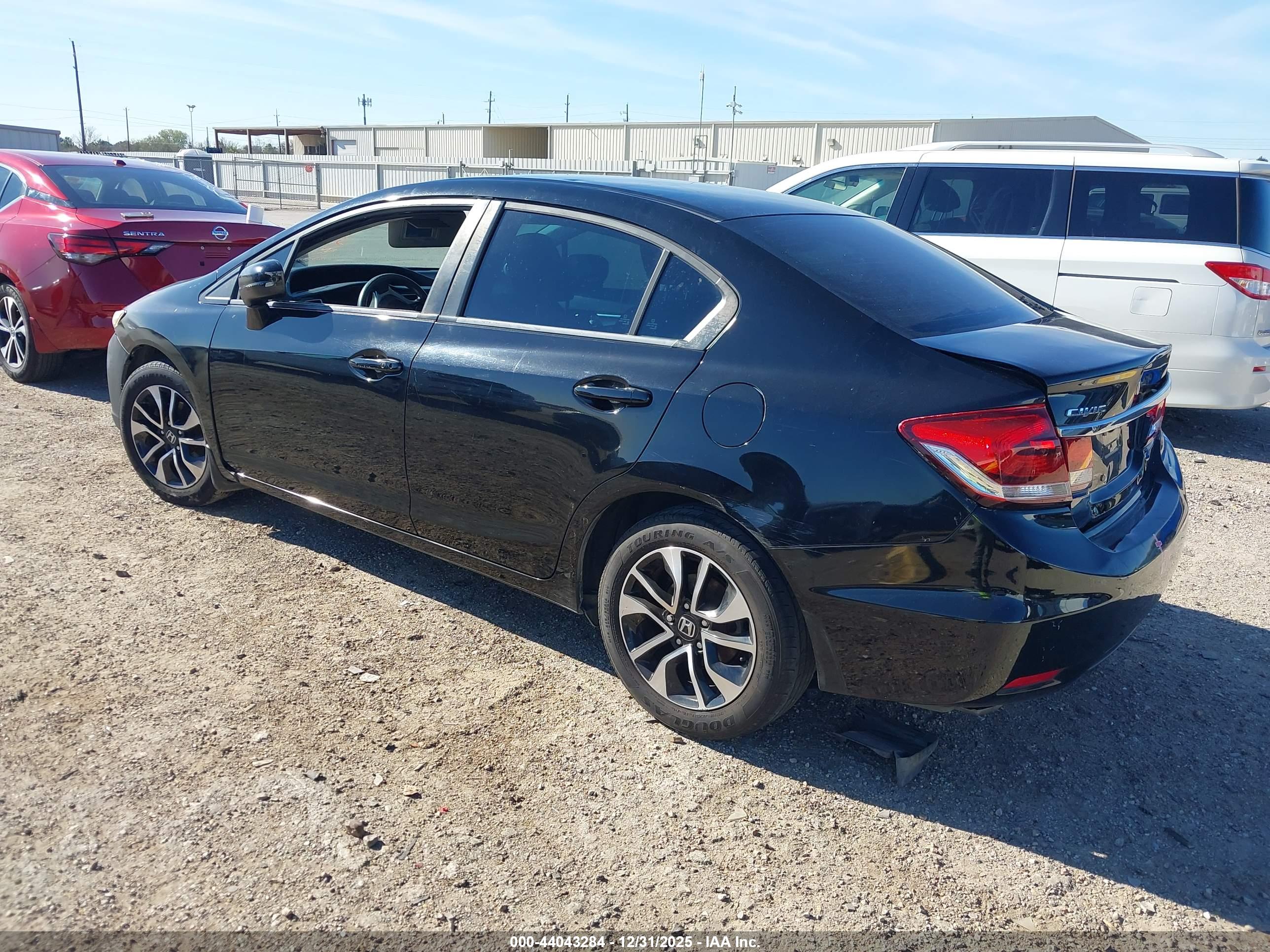 HONDA CIVIC image 3