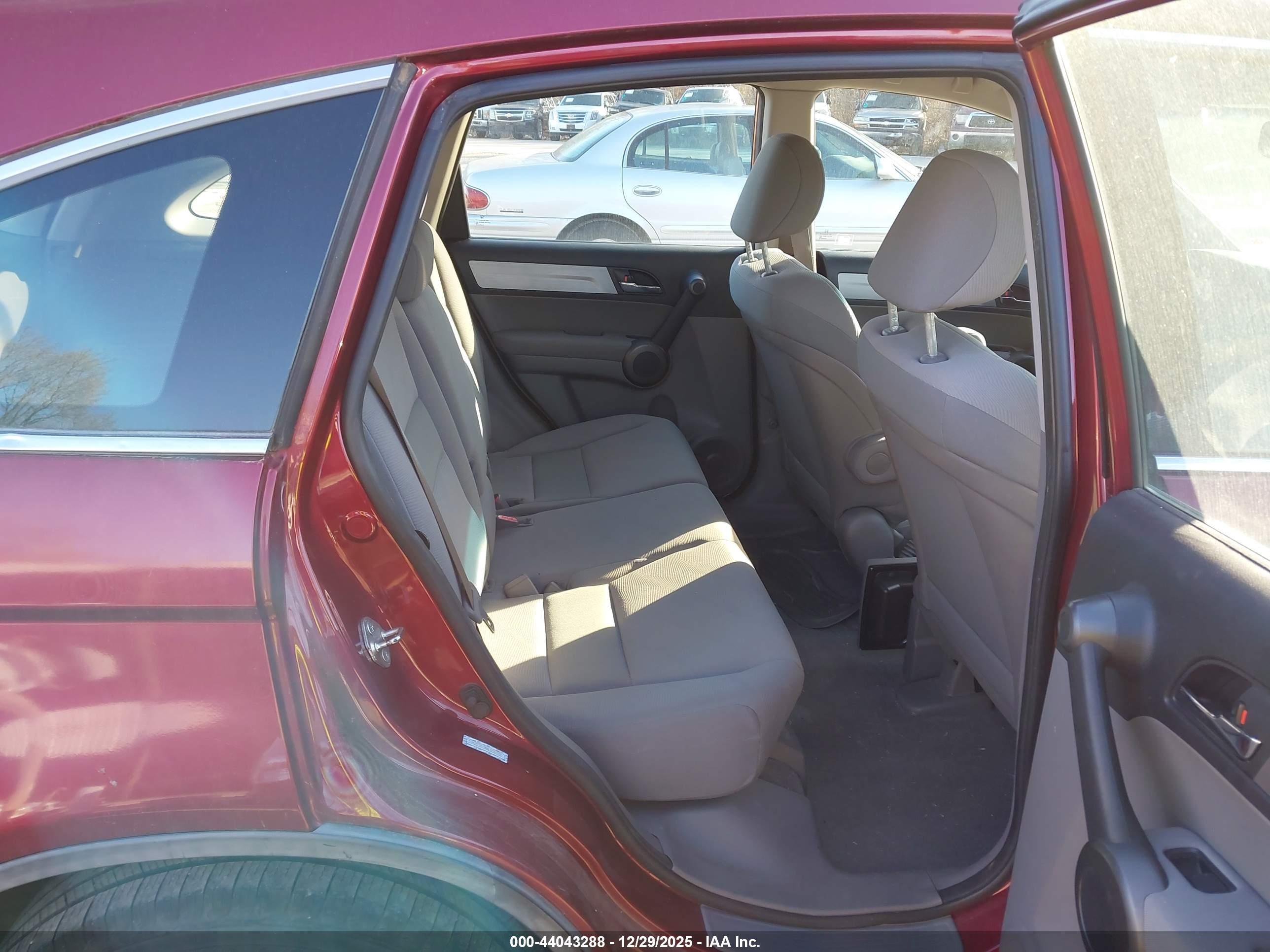 HONDA CR-V image 8