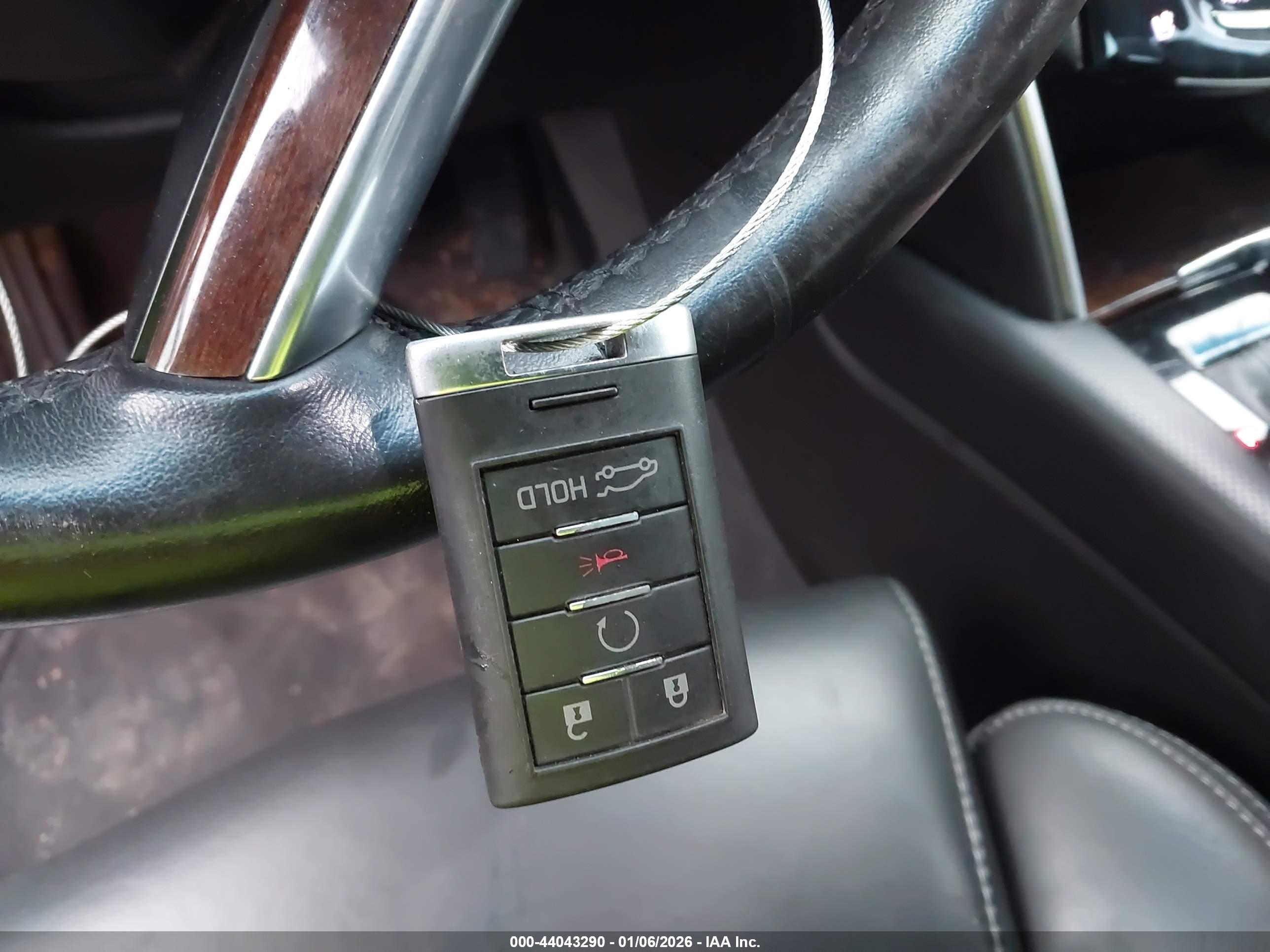 CADILLAC XTS image 11