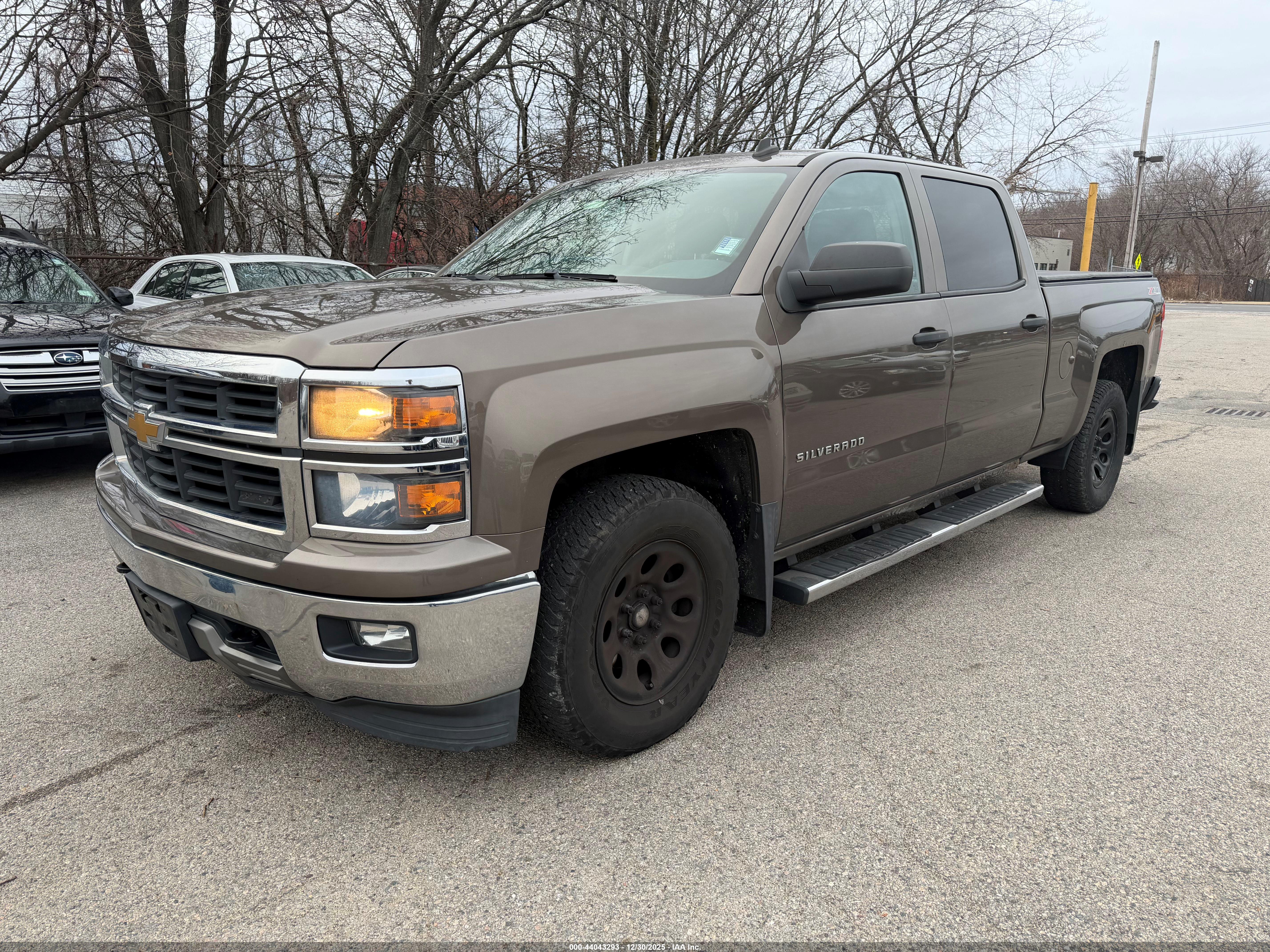 CHEVROLET SILVERADO image 2