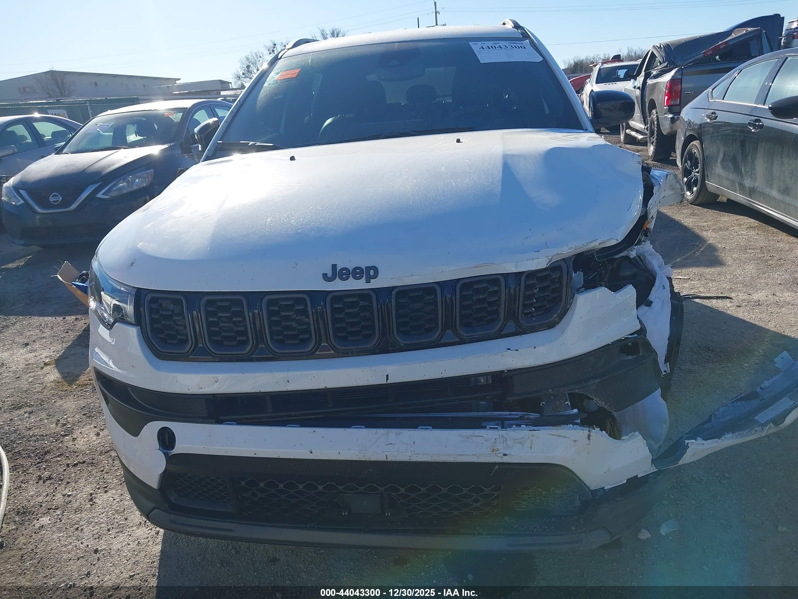 JEEP COMPASS image 6