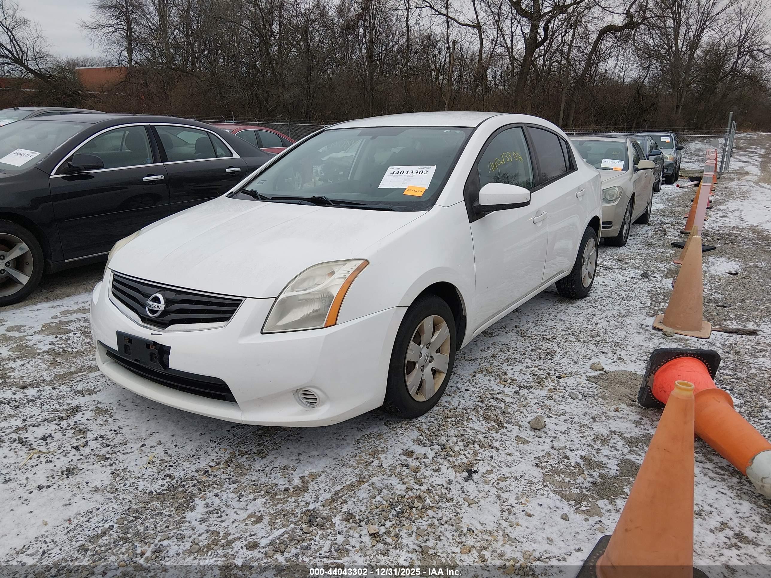 NISSAN SENTRA image 2