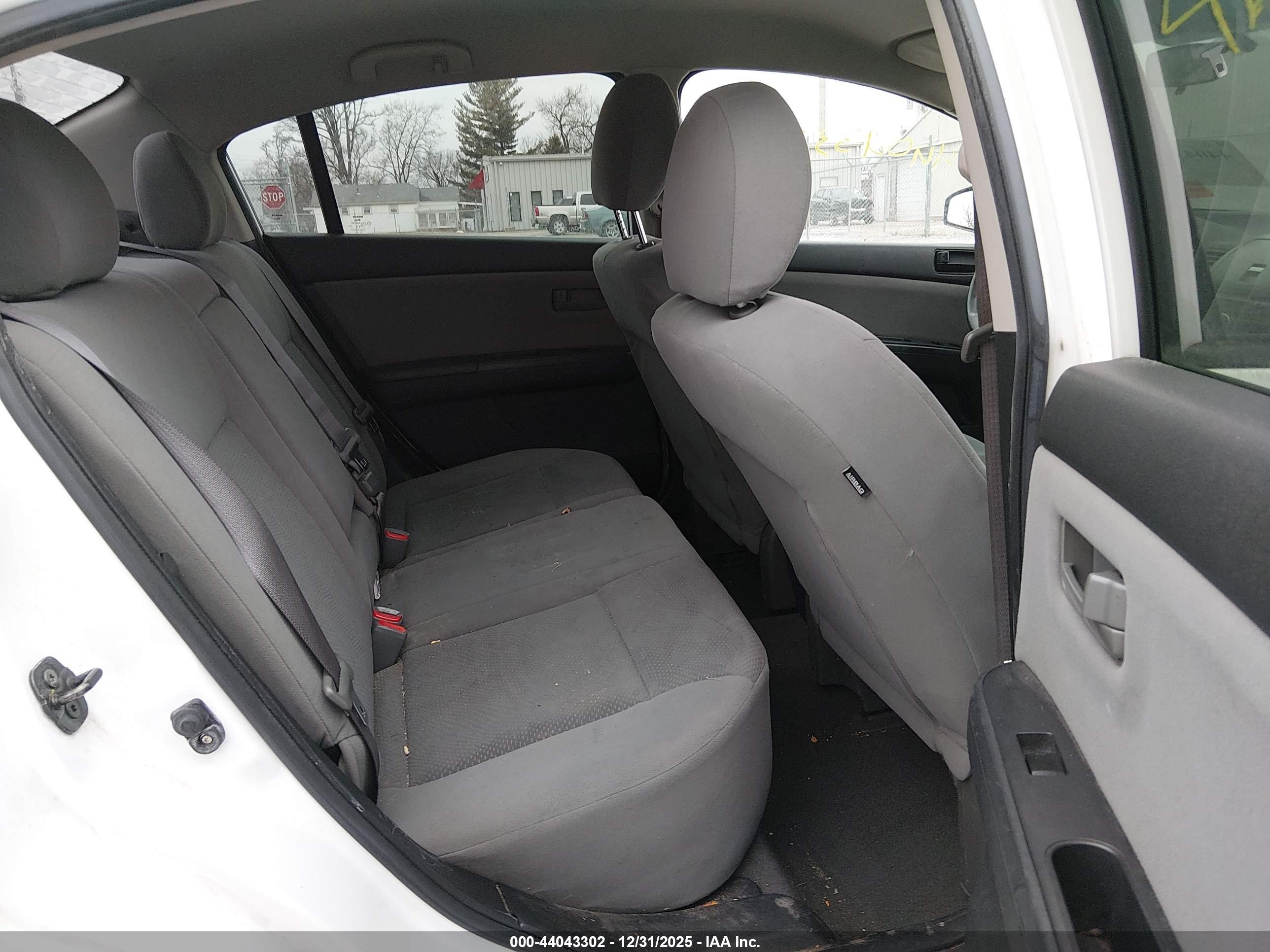 NISSAN SENTRA image 8