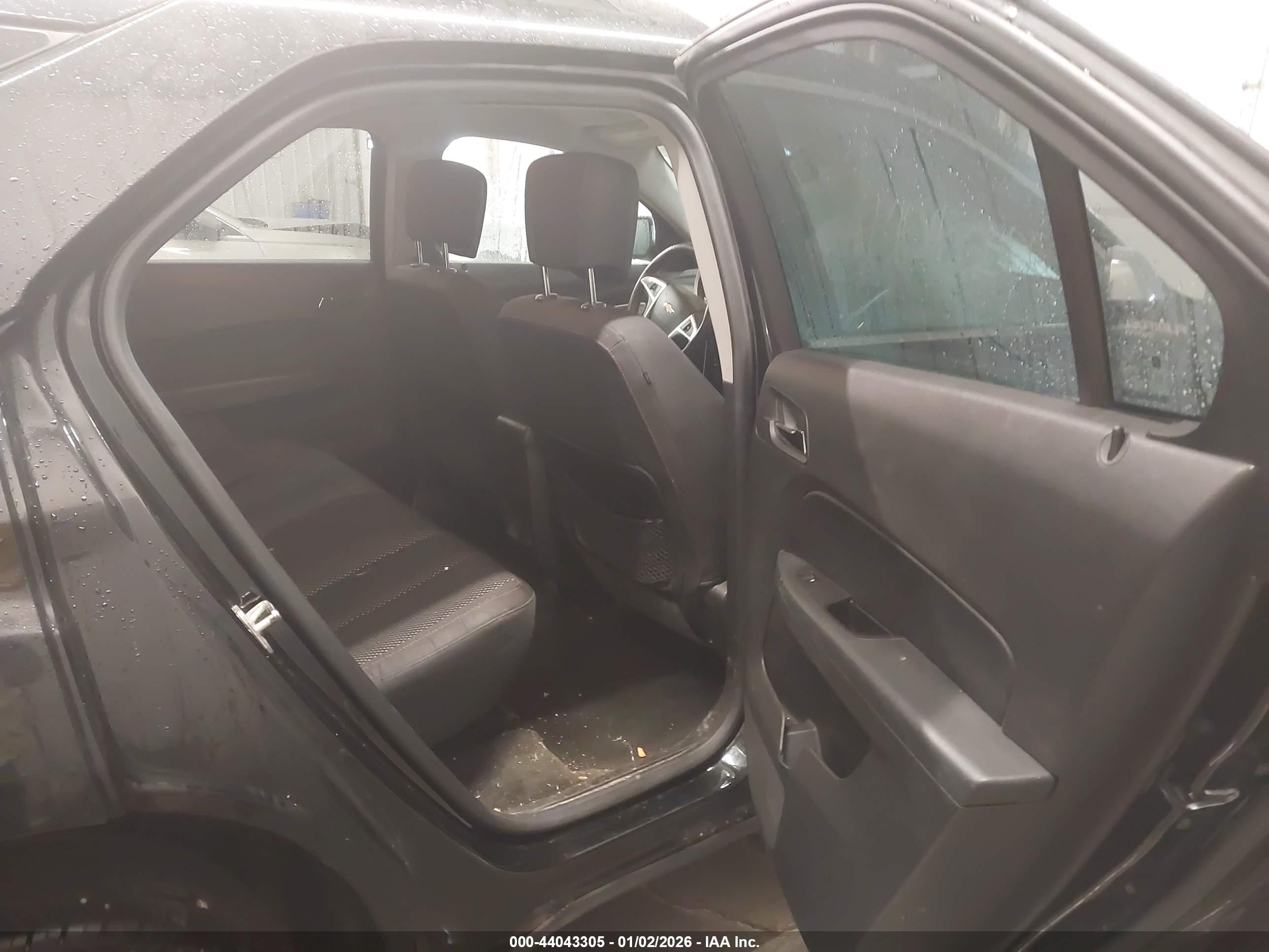 CHEVROLET EQUINOX image 8