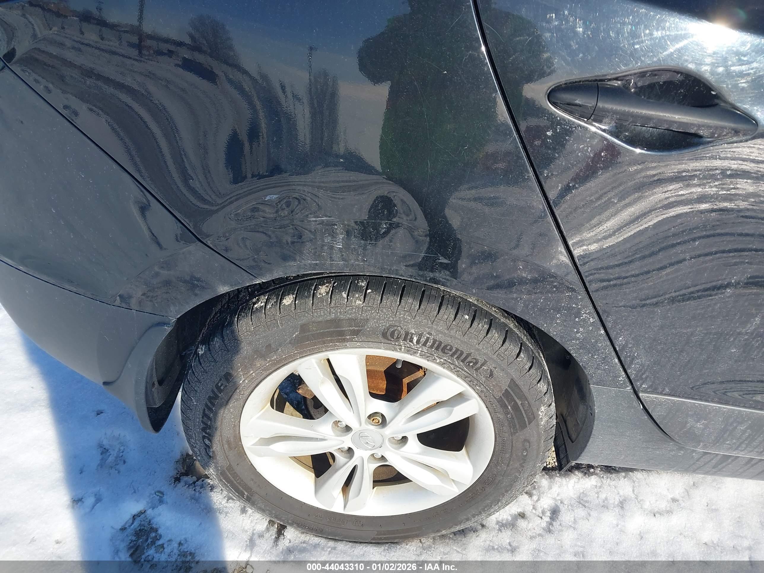 HYUNDAI TUCSON image 6