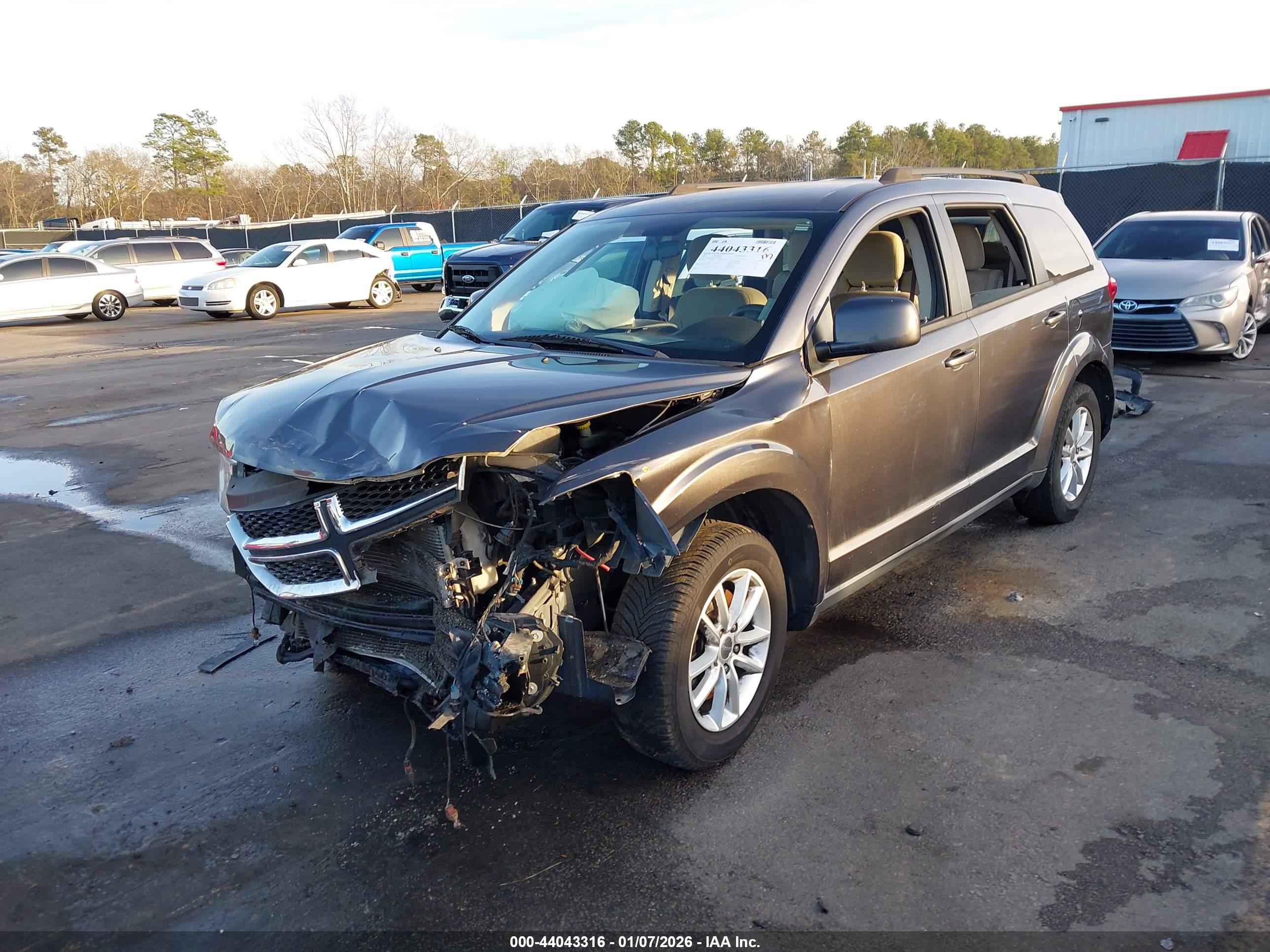 DODGE JOURNEY image 2