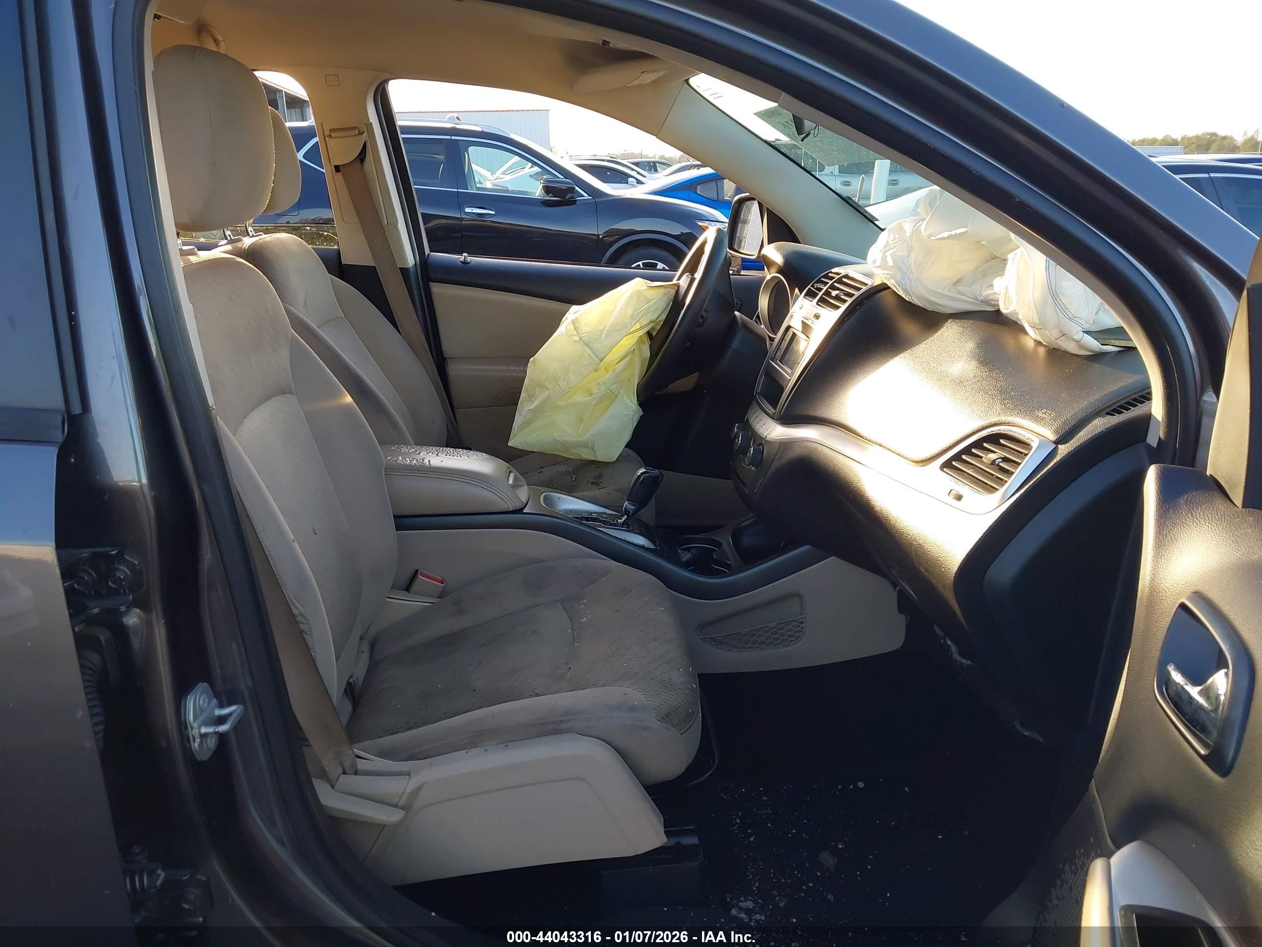 DODGE JOURNEY image 5