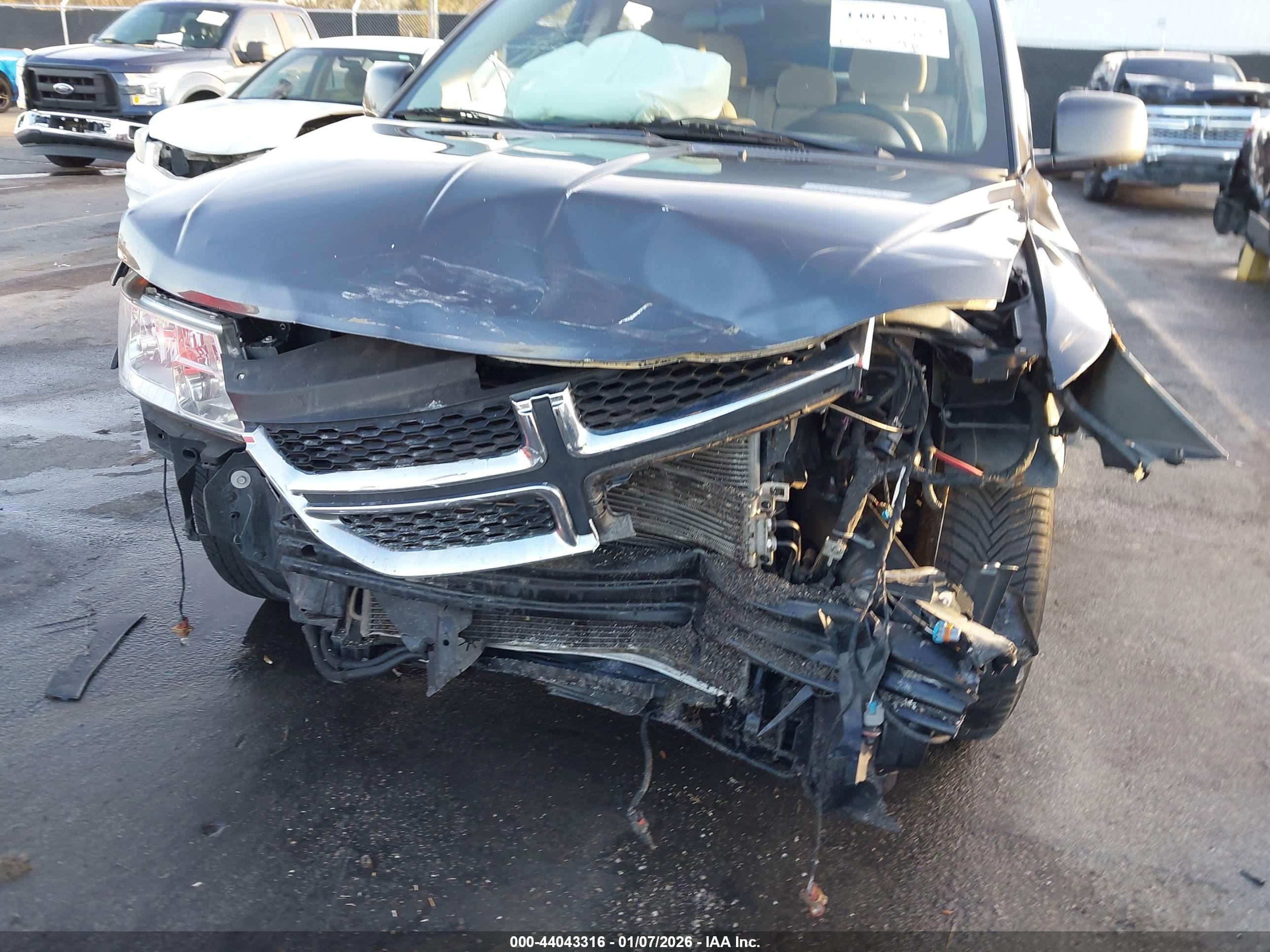 DODGE JOURNEY image 6