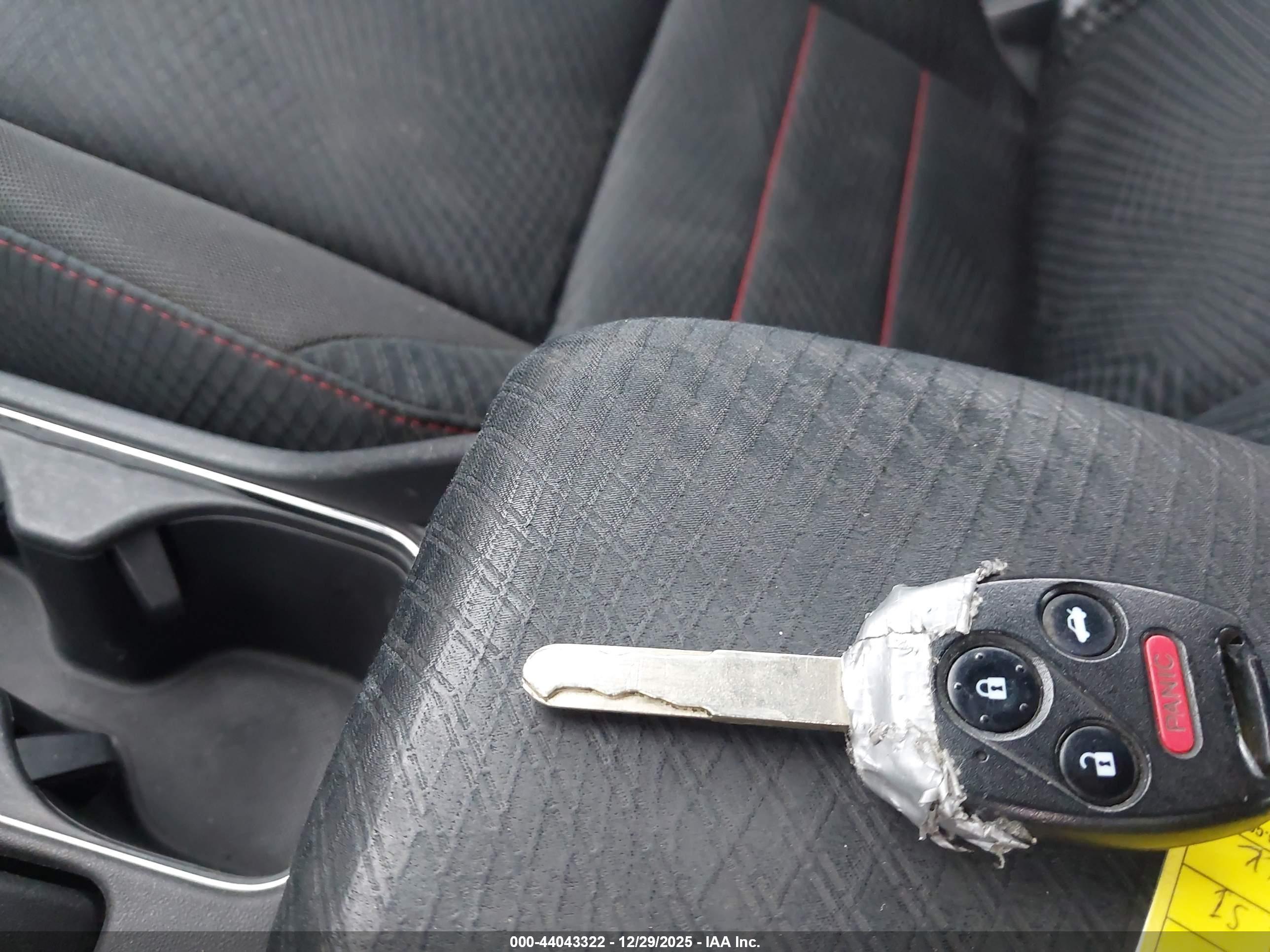 HONDA CIVIC image 11