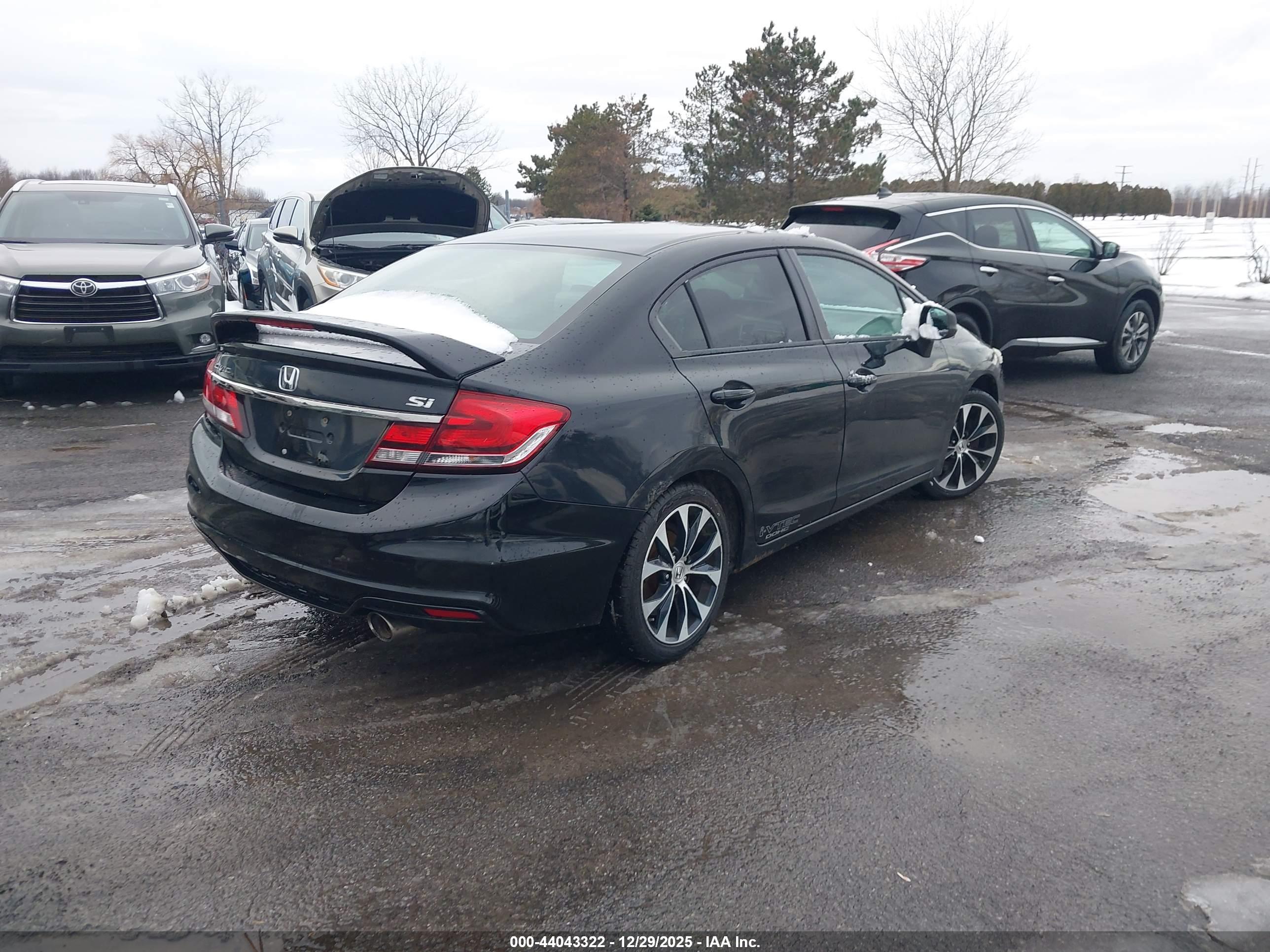 HONDA CIVIC image 4