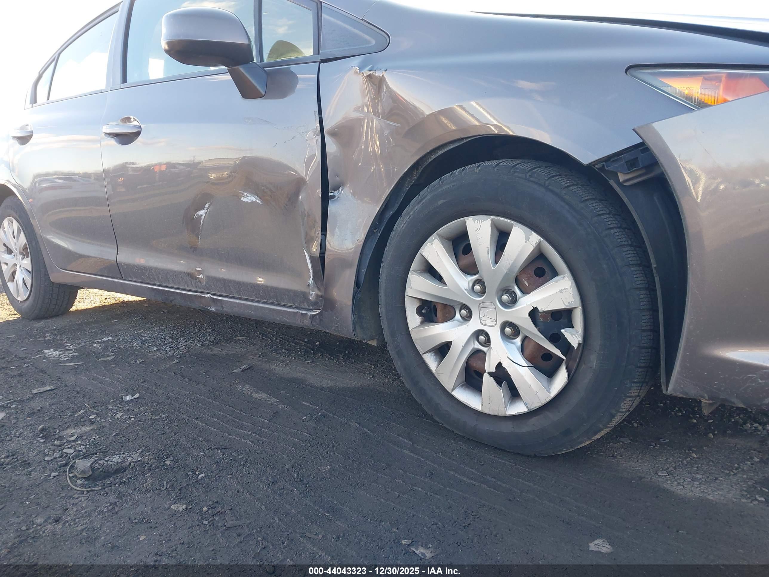 HONDA CIVIC image 6