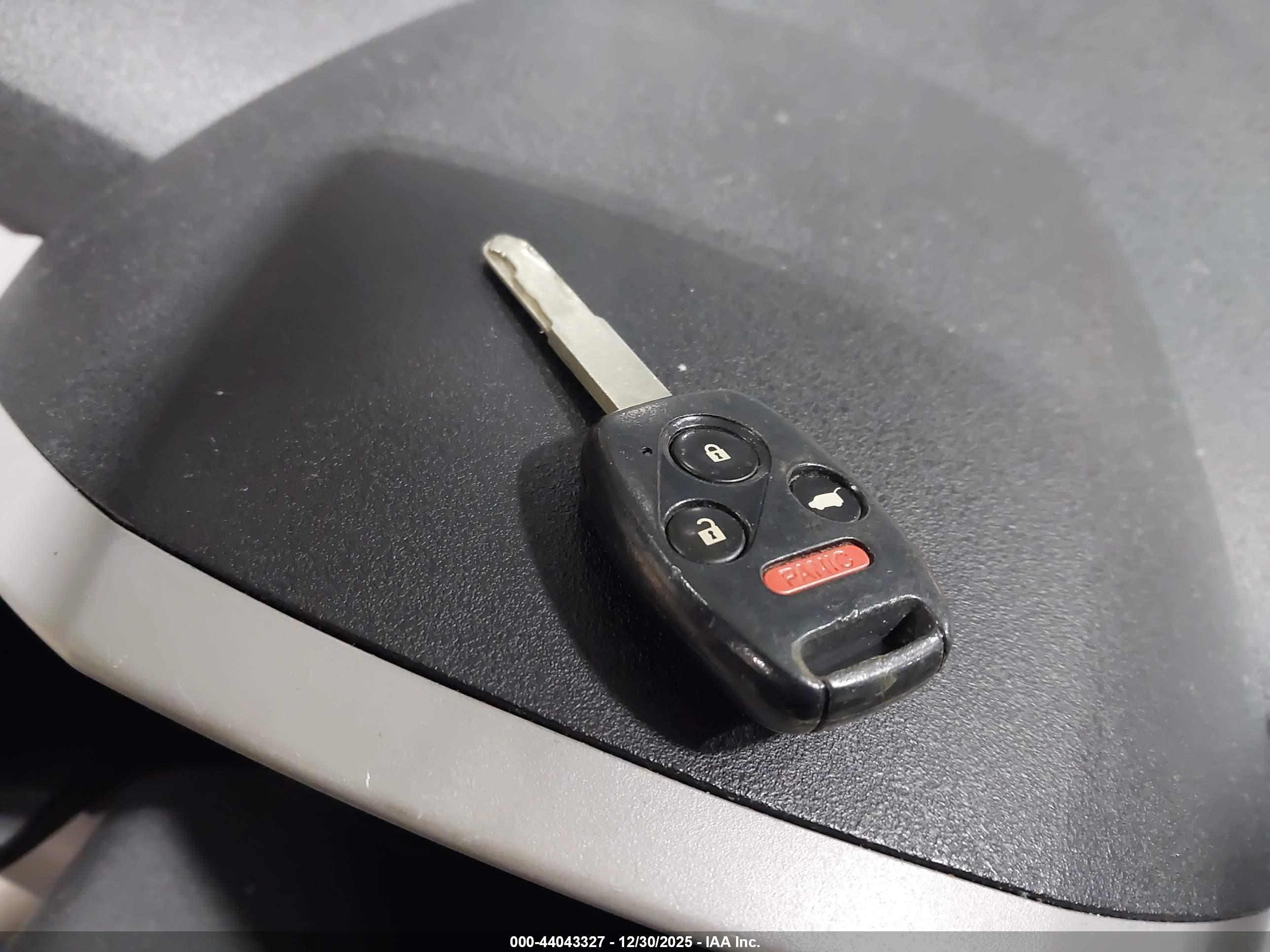 HONDA PILOT image 11