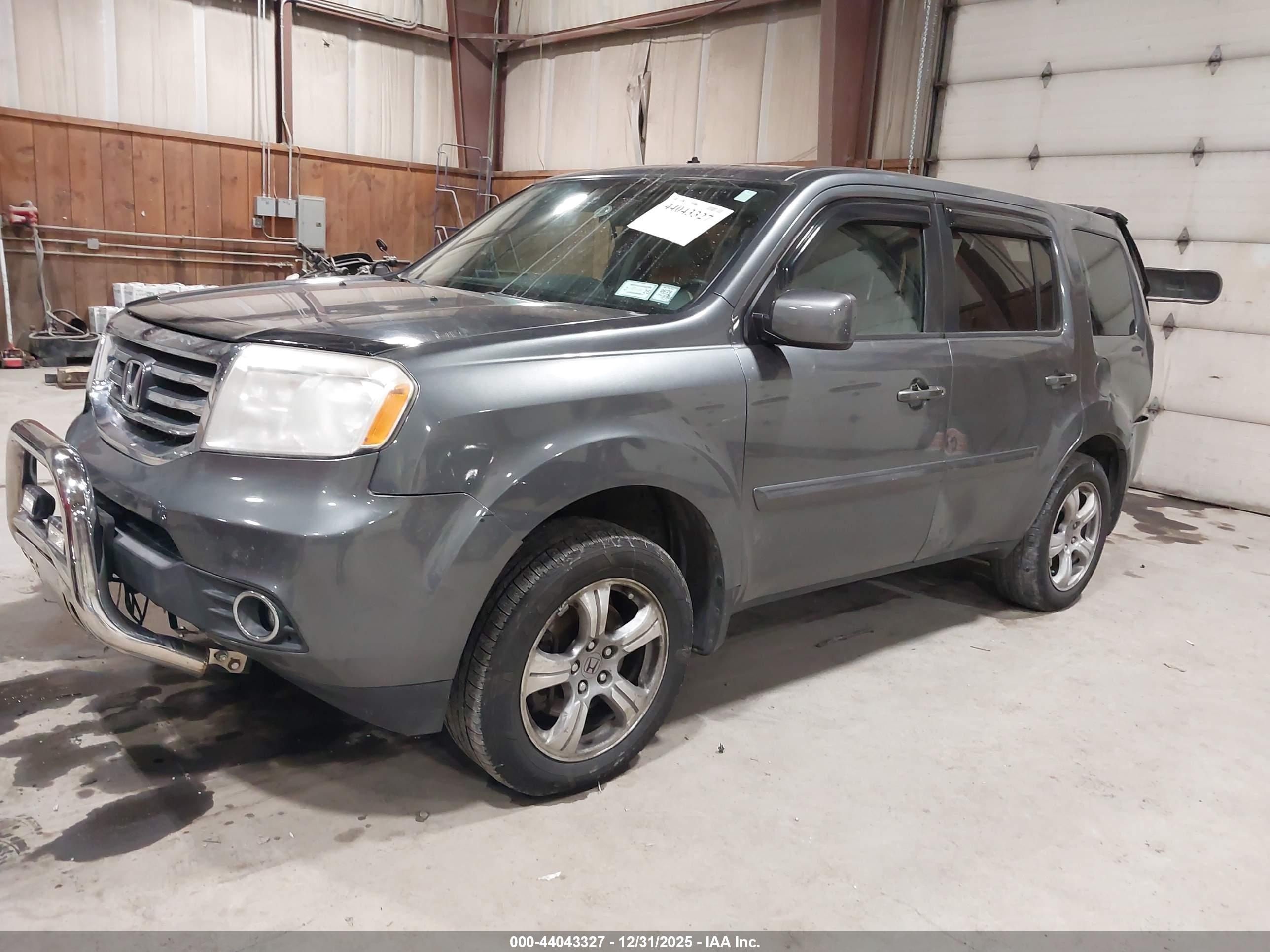 HONDA PILOT image 2