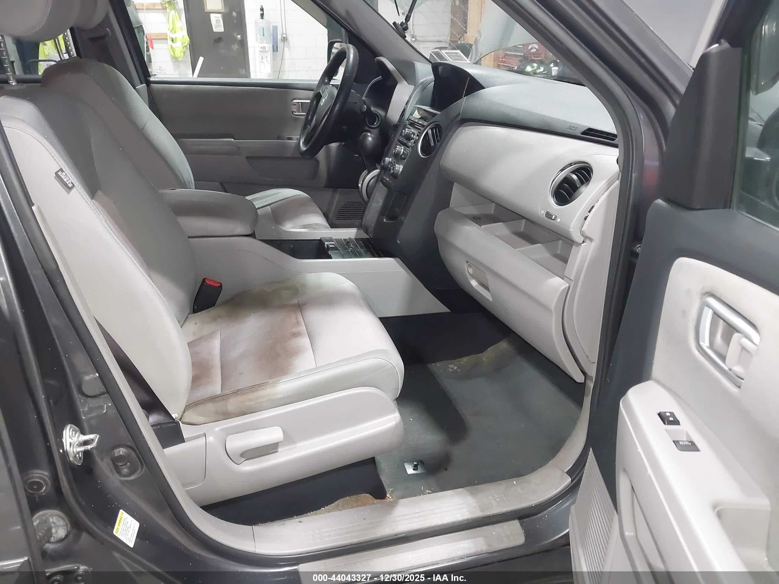 HONDA PILOT image 5