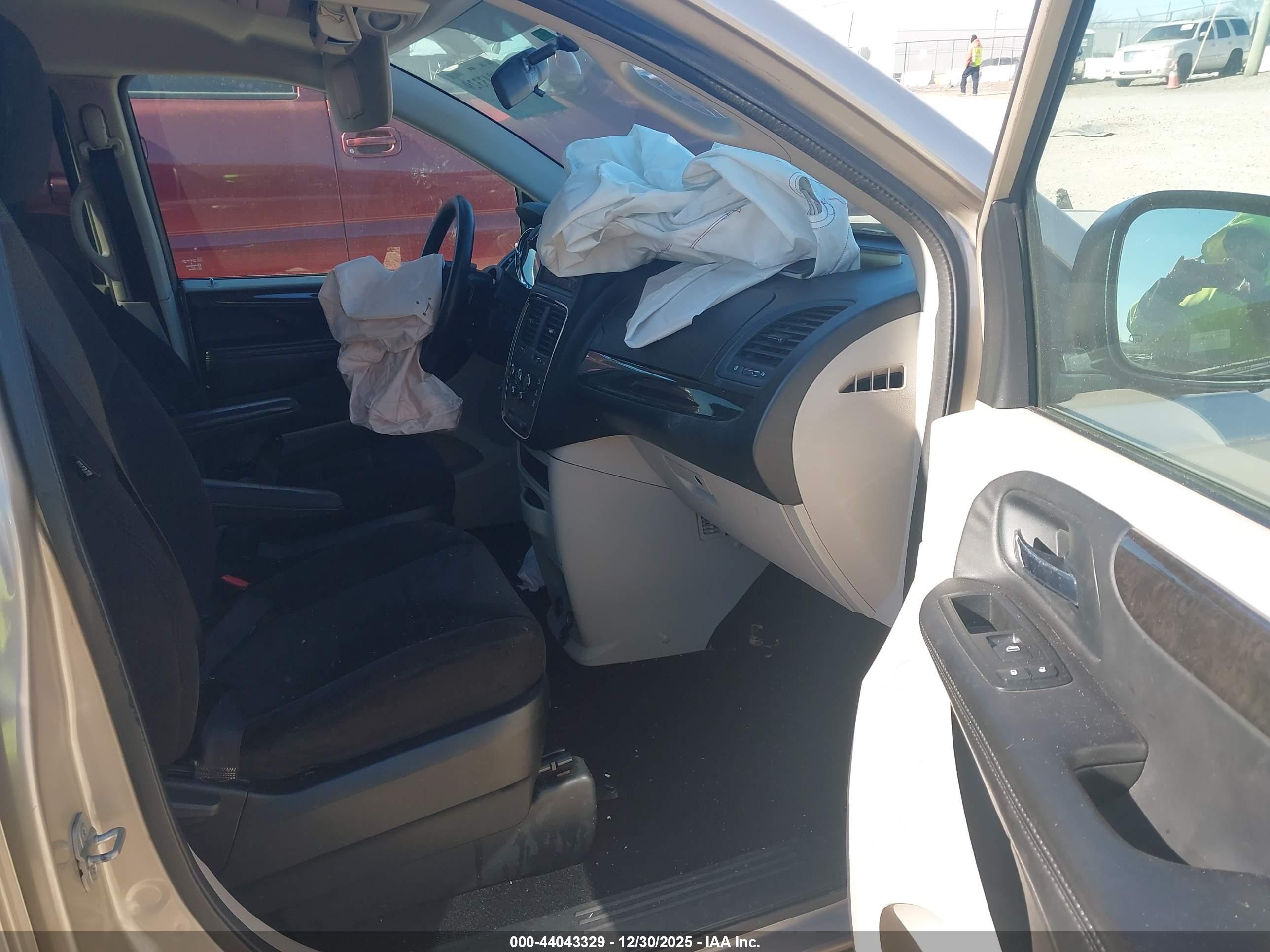 DODGE GRAND image 5