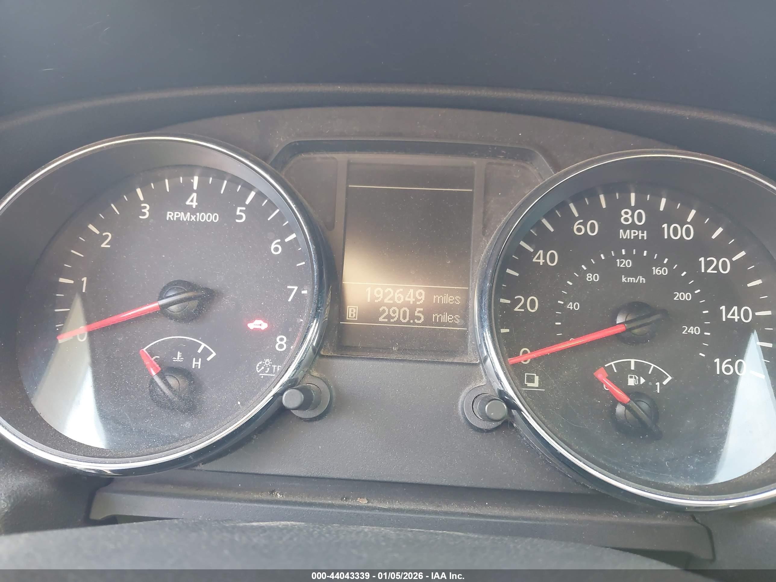NISSAN ROGUE image 7
