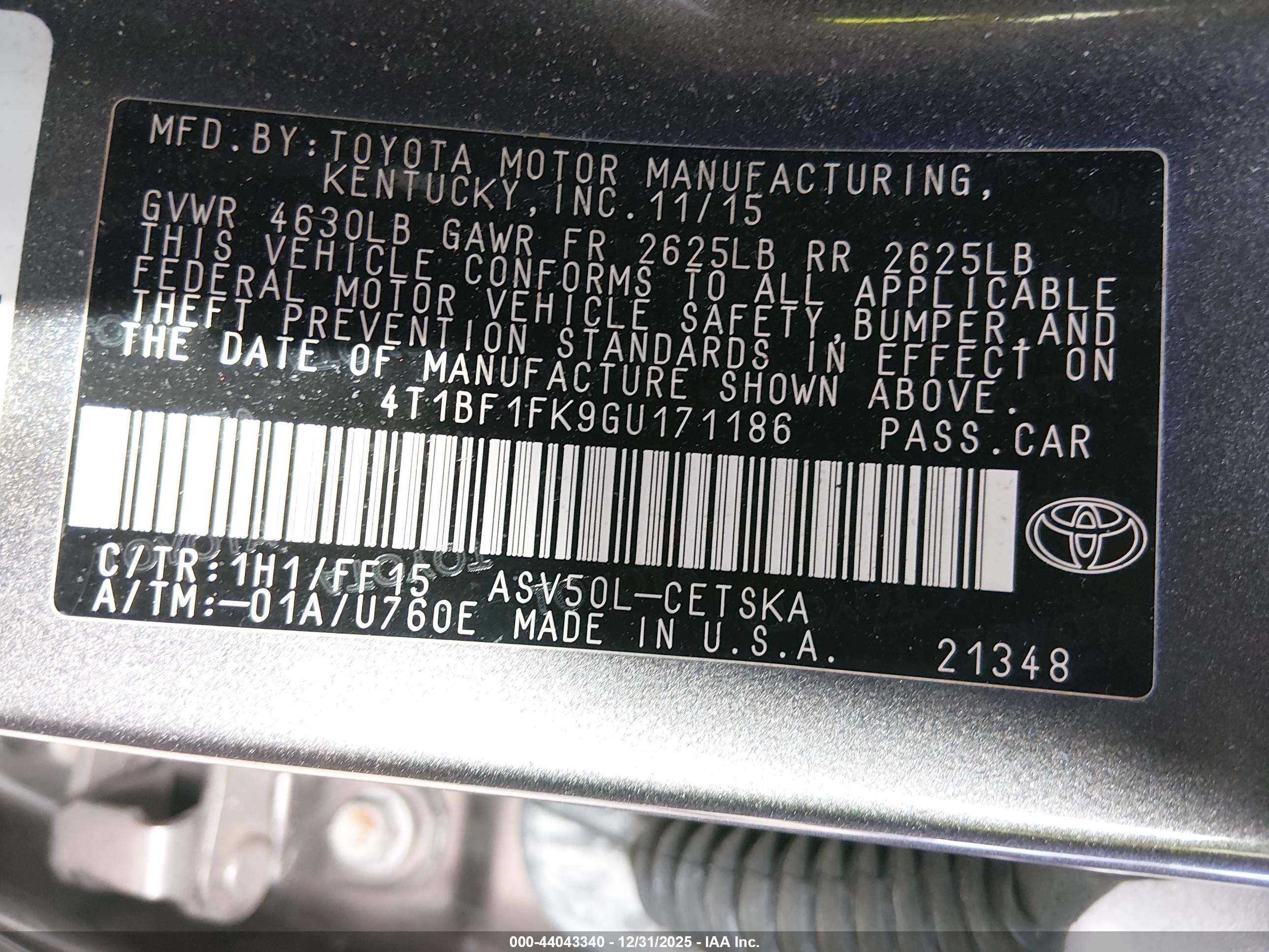 TOYOTA CAMRY image 9