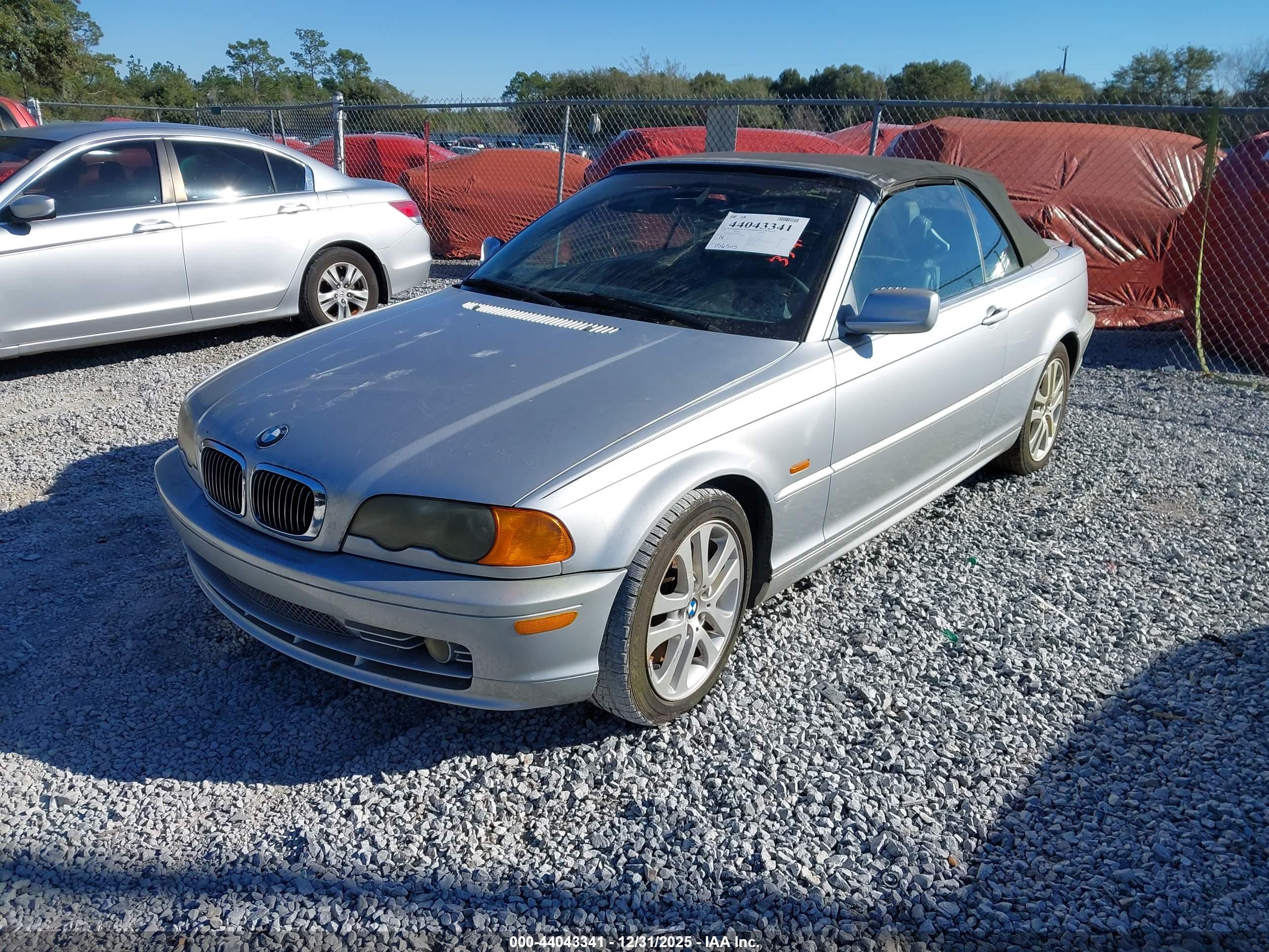 BMW 330CI image 2
