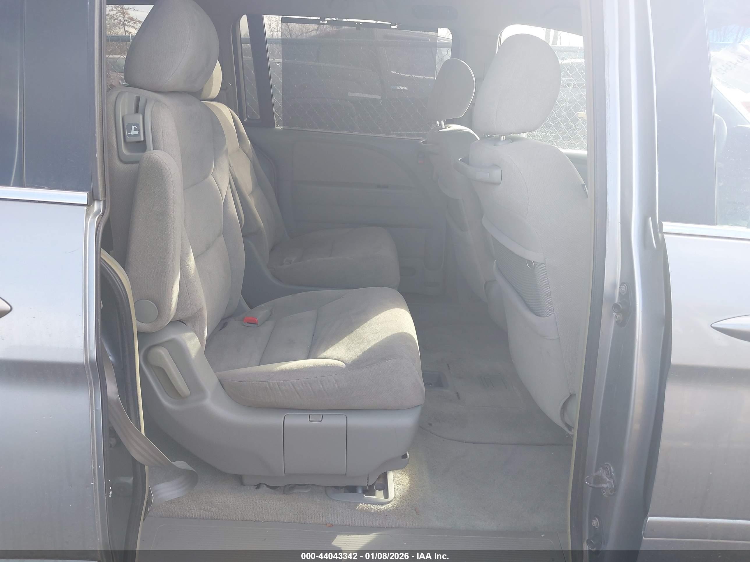 HONDA ODYSSEY image 8