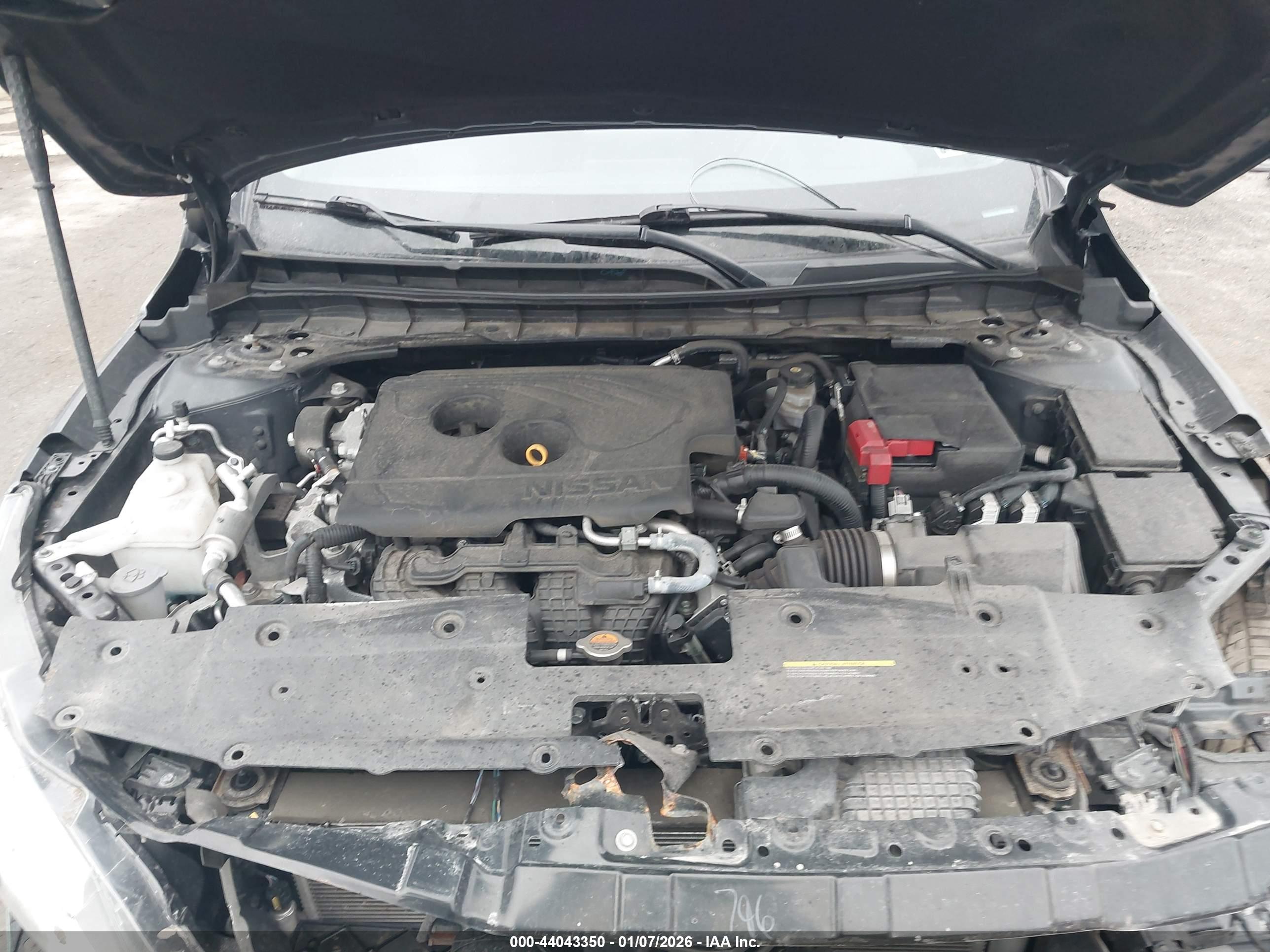 NISSAN ALTIMA image 10