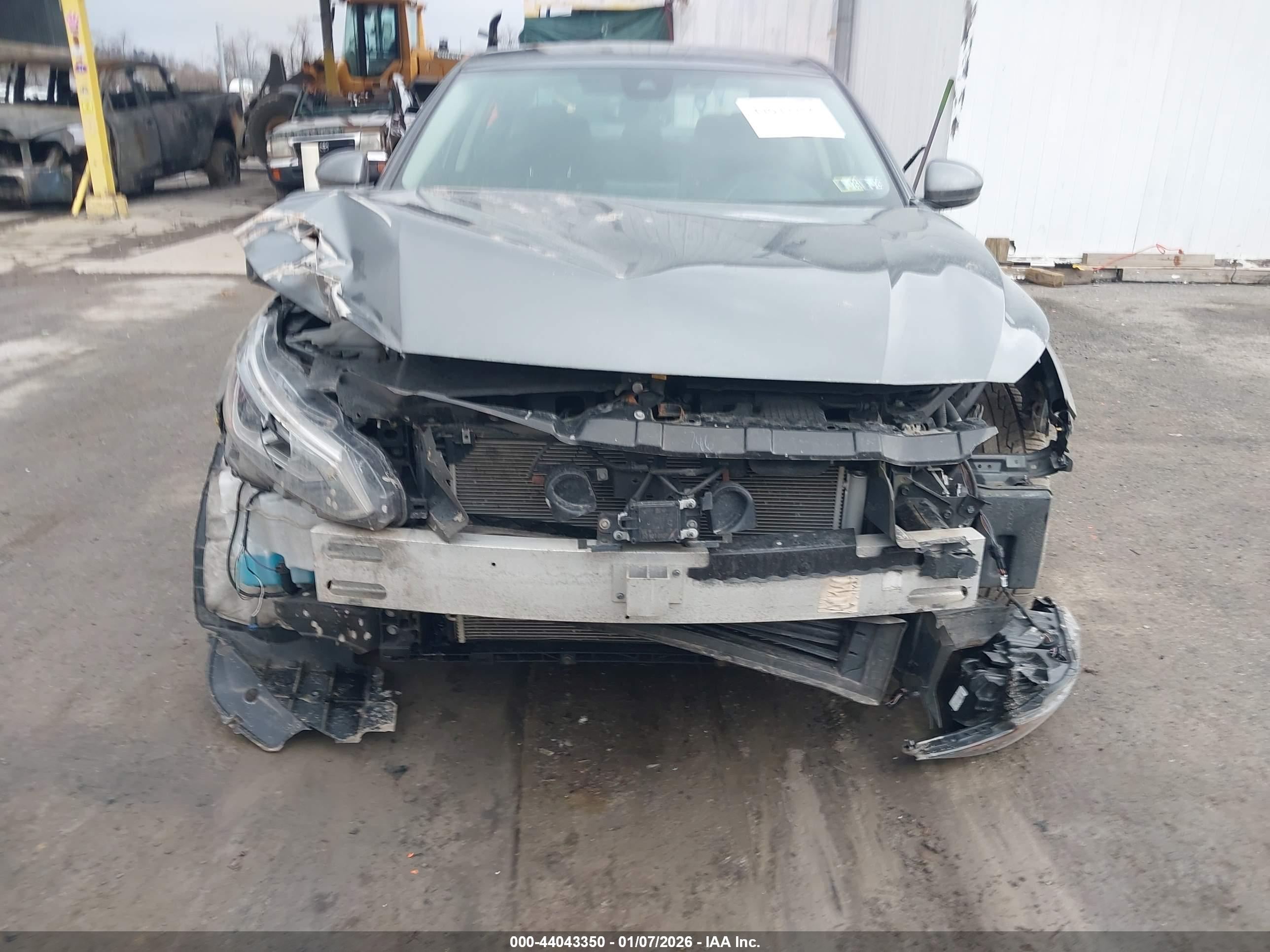 NISSAN ALTIMA image 6