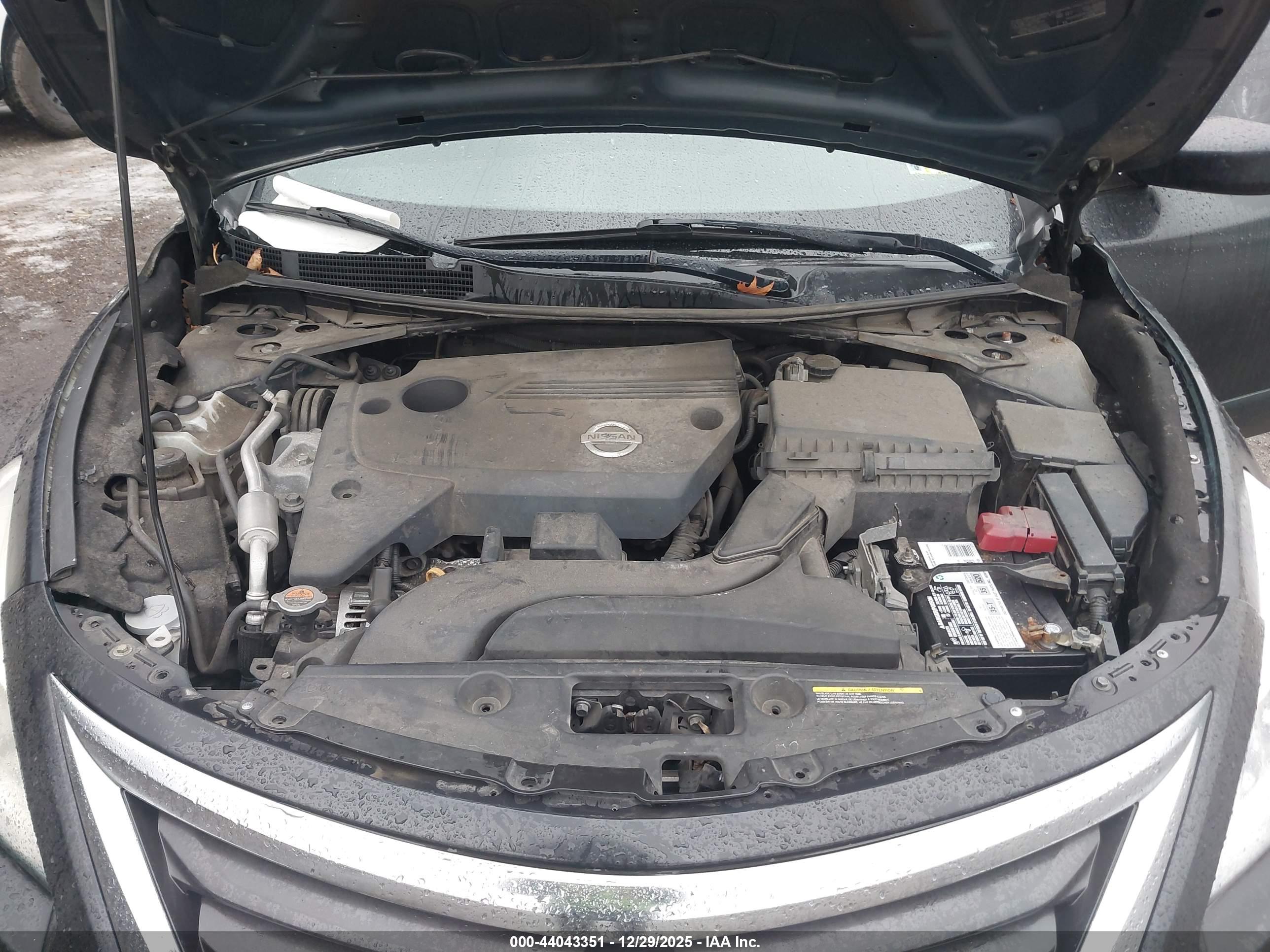 NISSAN ALTIMA image 10