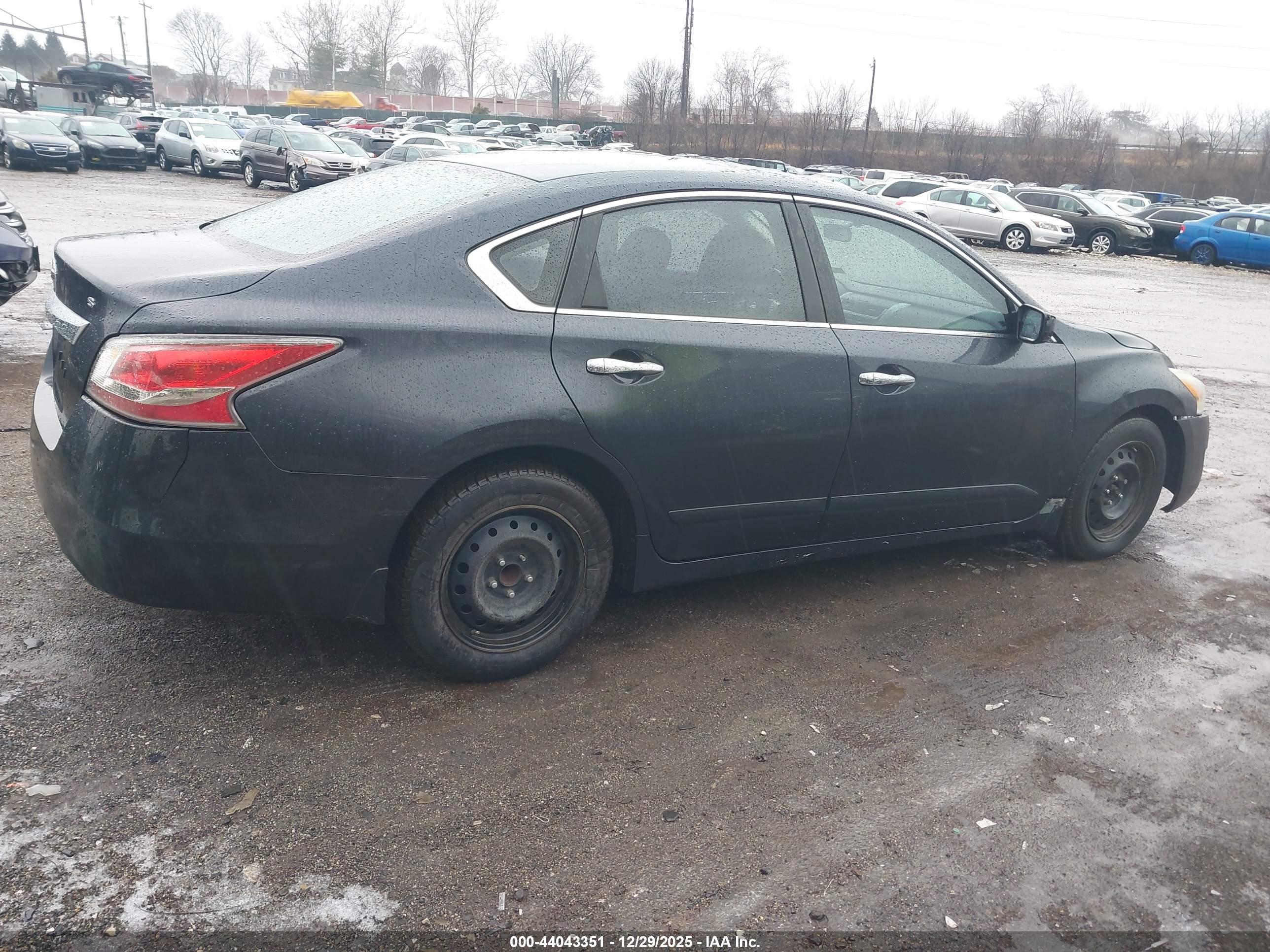 NISSAN ALTIMA image 4