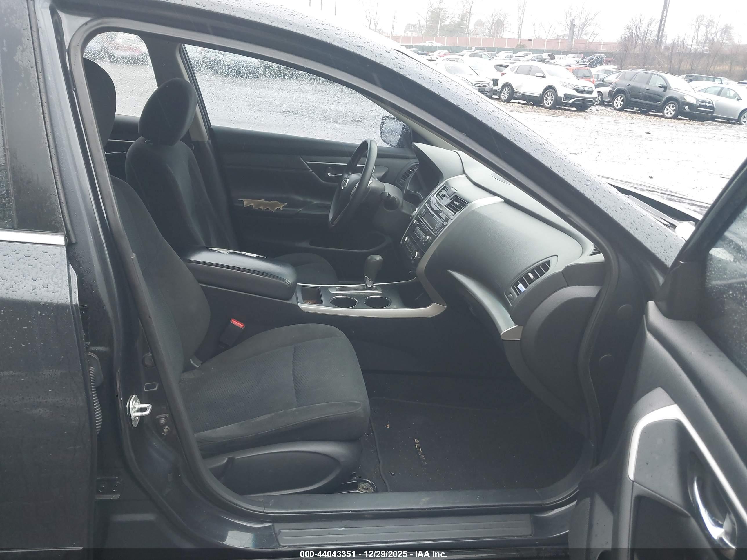 NISSAN ALTIMA image 5