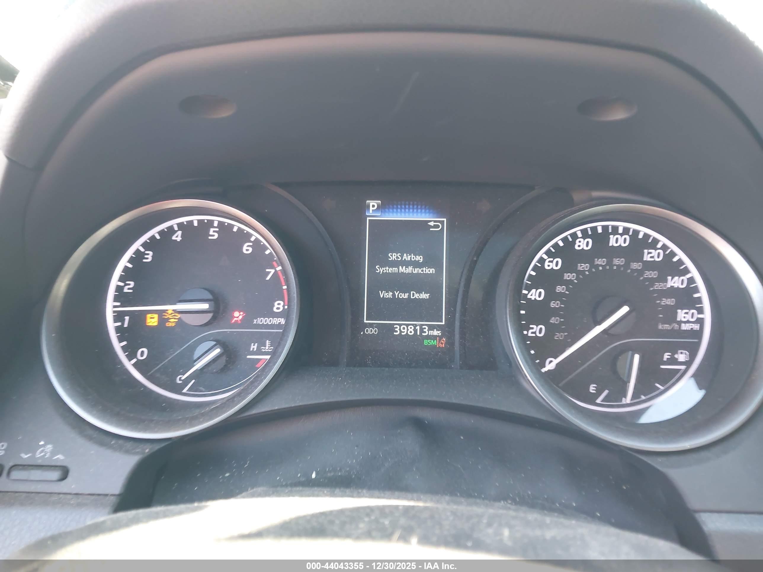 TOYOTA CAMRY image 7