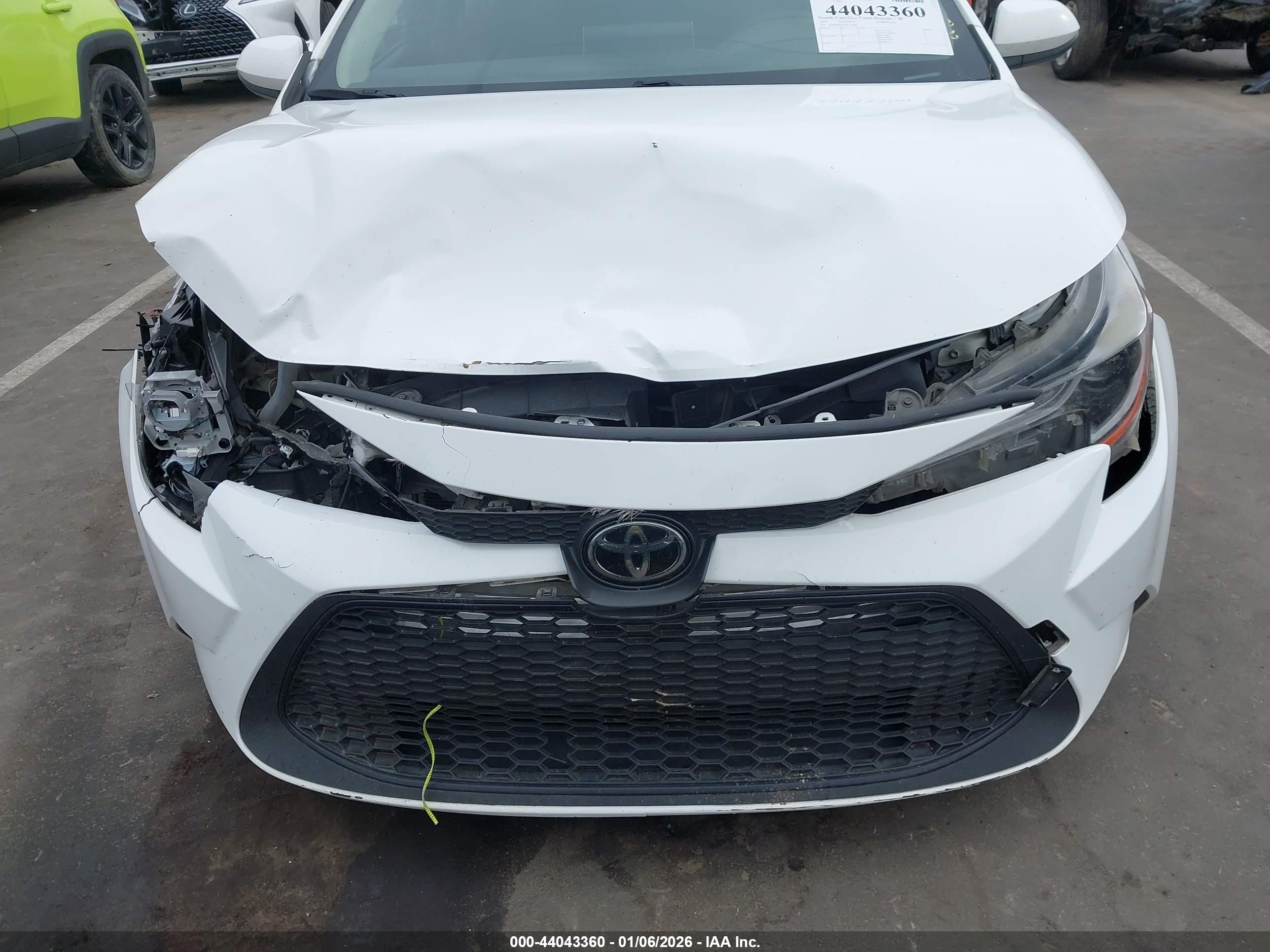TOYOTA COROLLA image 6