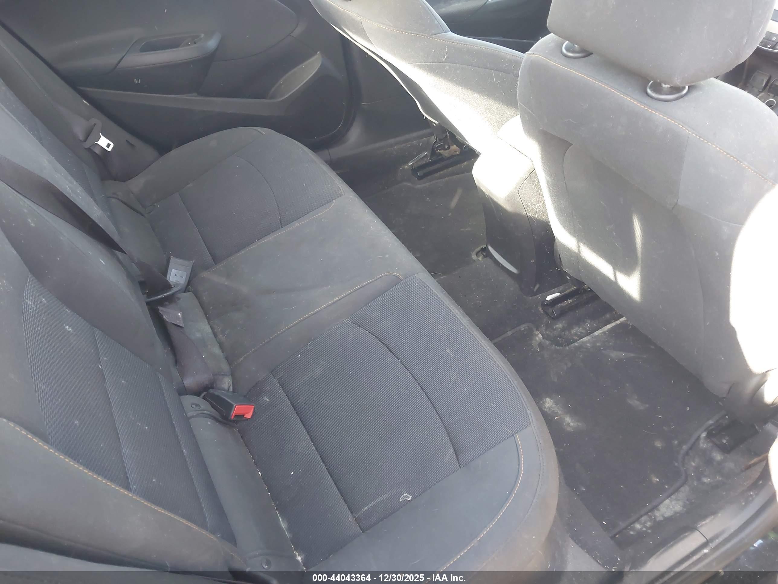 CHEVROLET CRUZE image 8