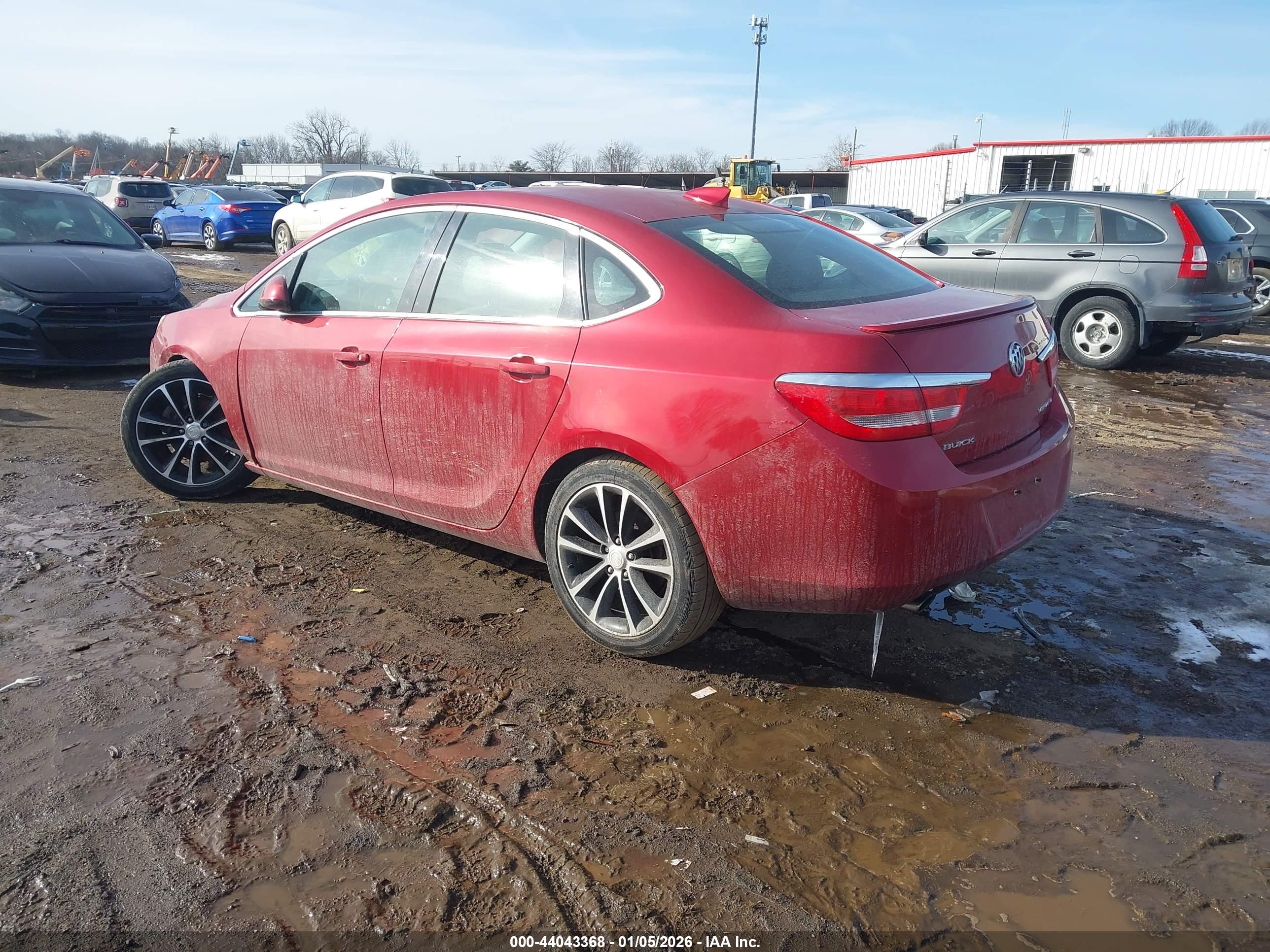 BUICK VERANO image 3