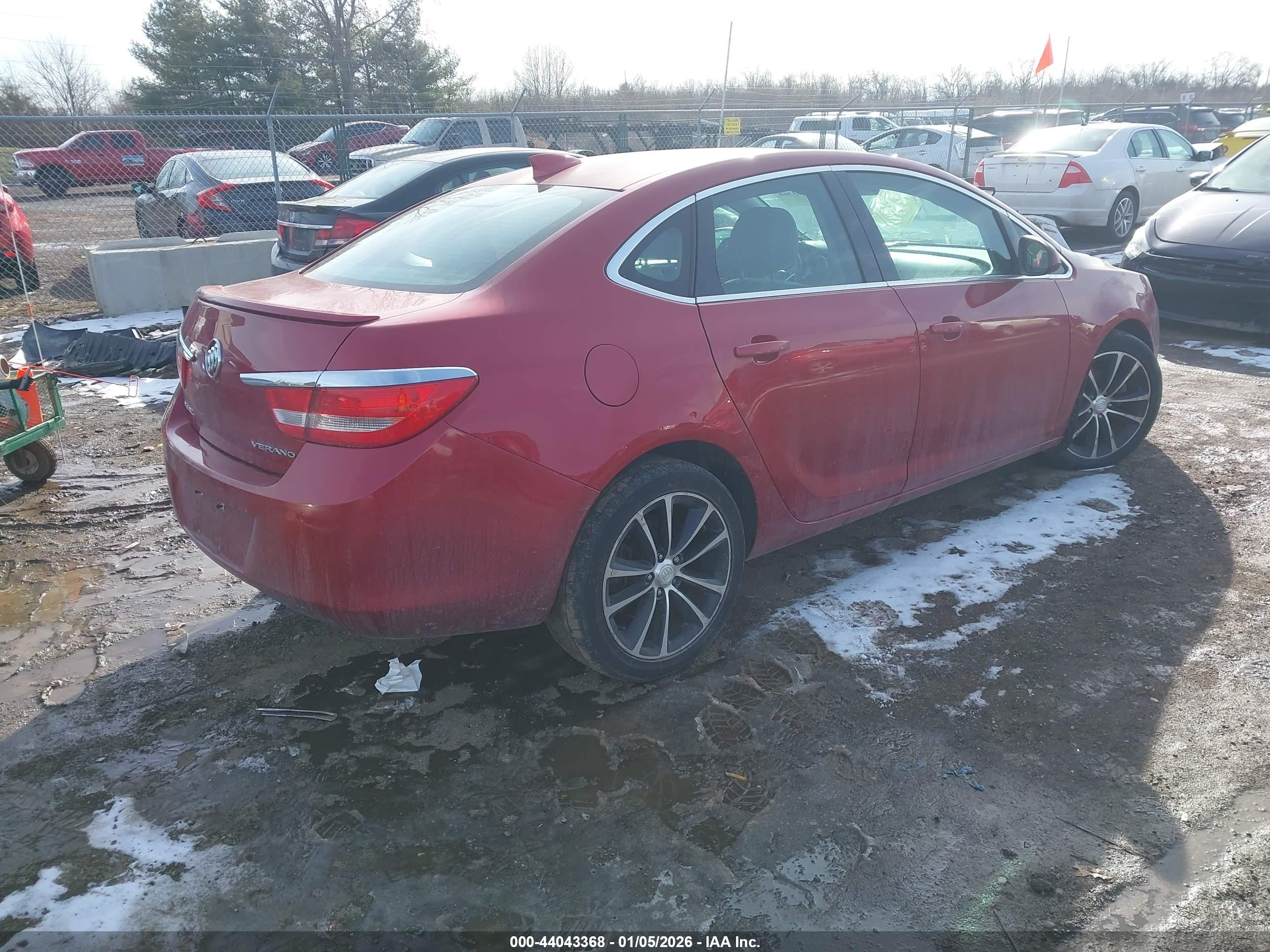 BUICK VERANO image 4