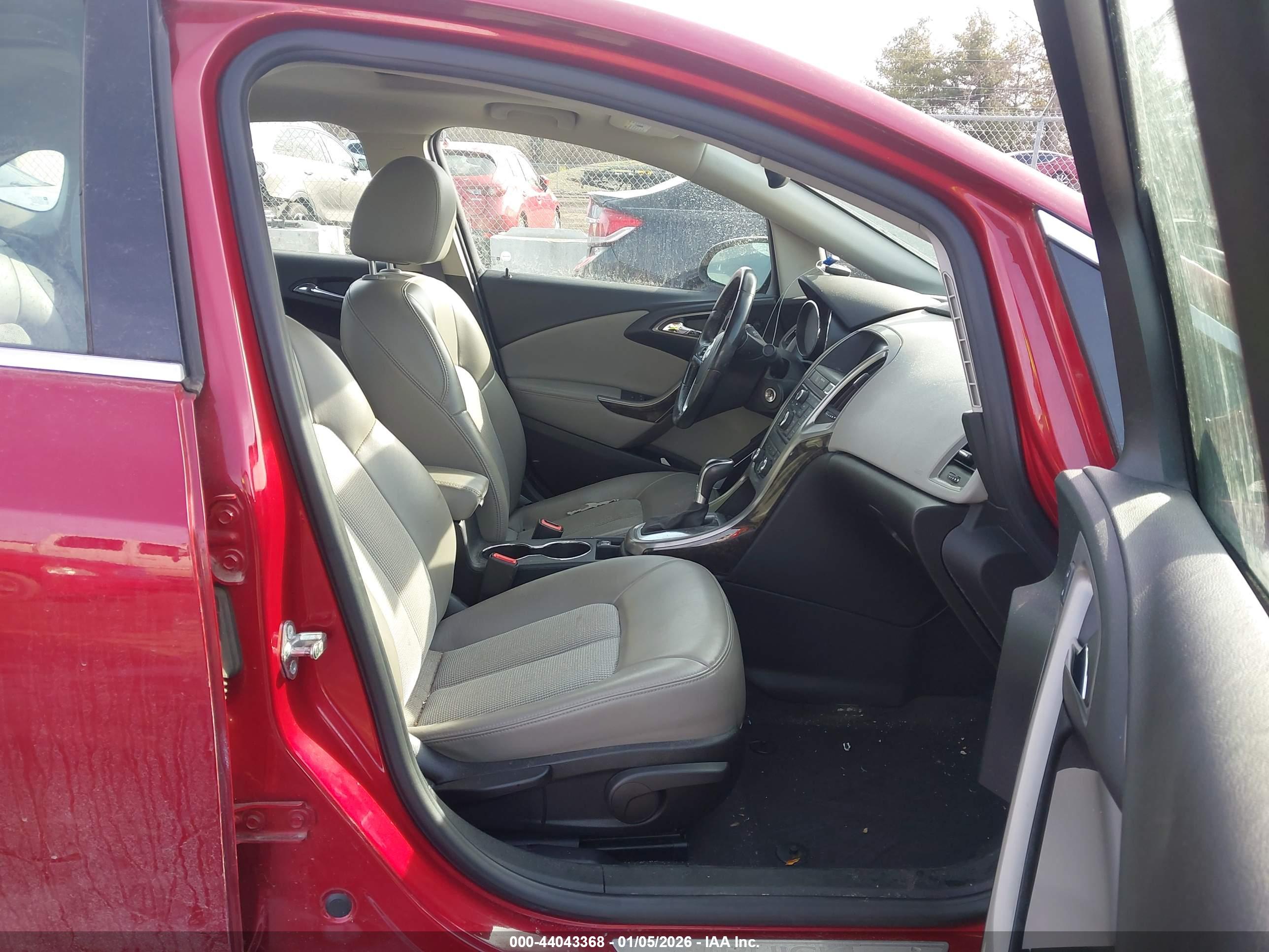 BUICK VERANO image 5