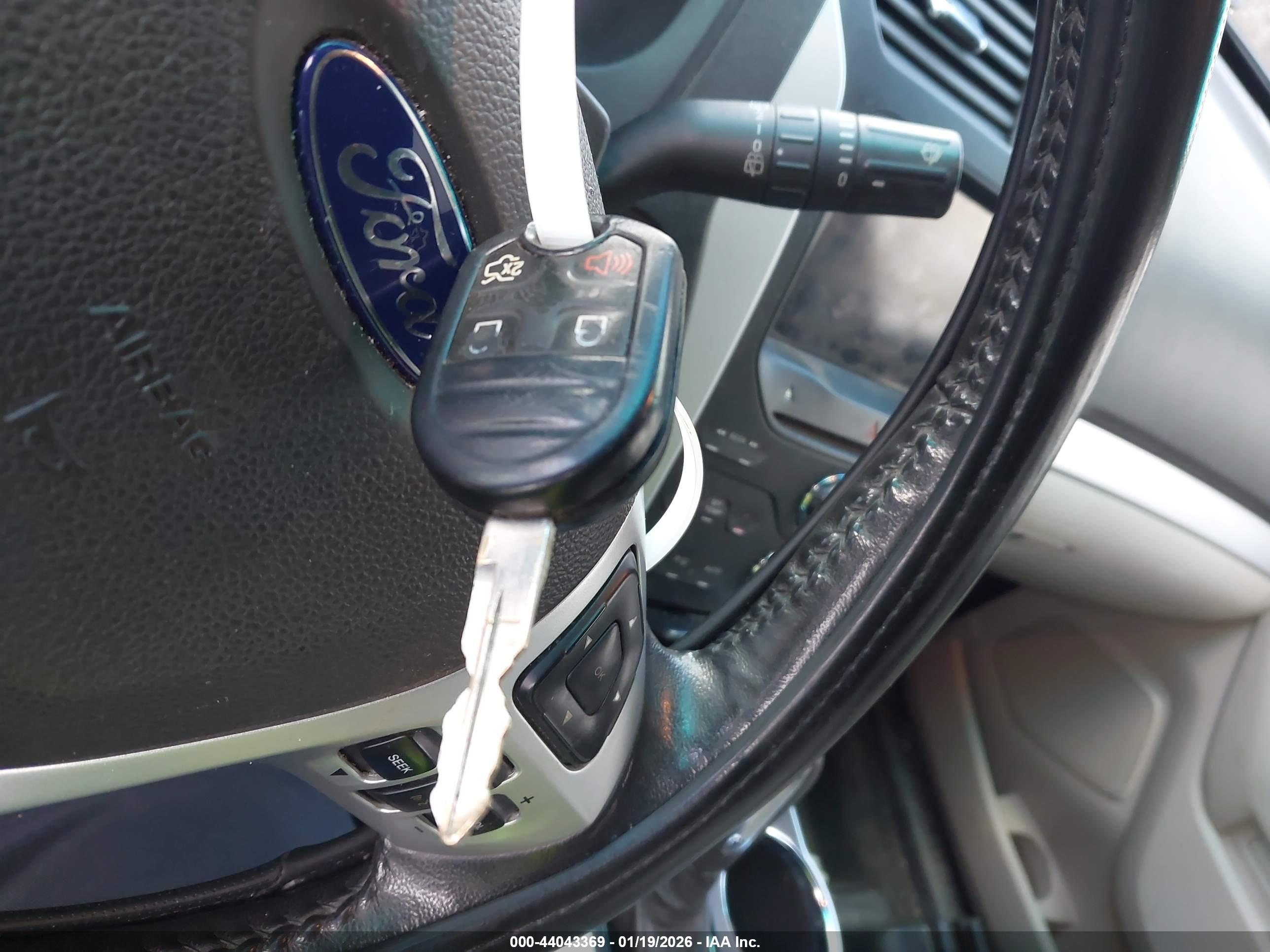 FORD EXPLORER image 11