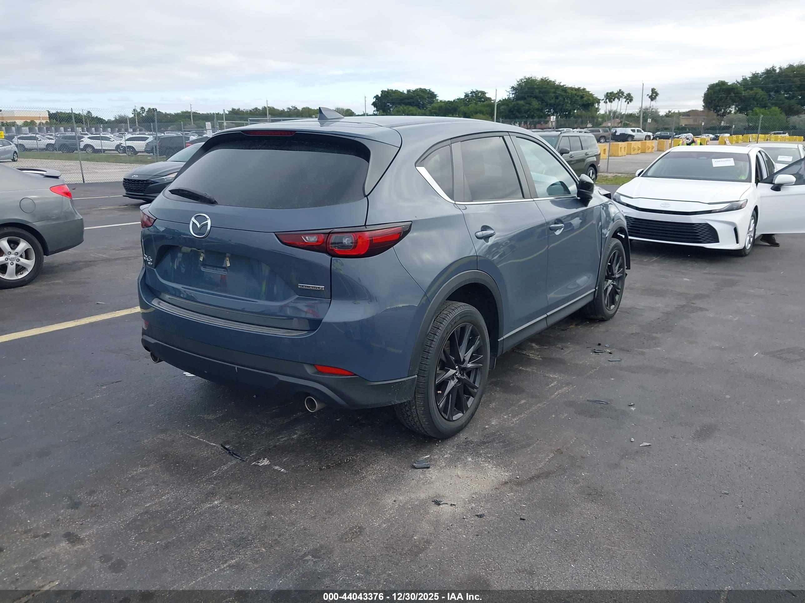 MAZDA CX-5 image 4